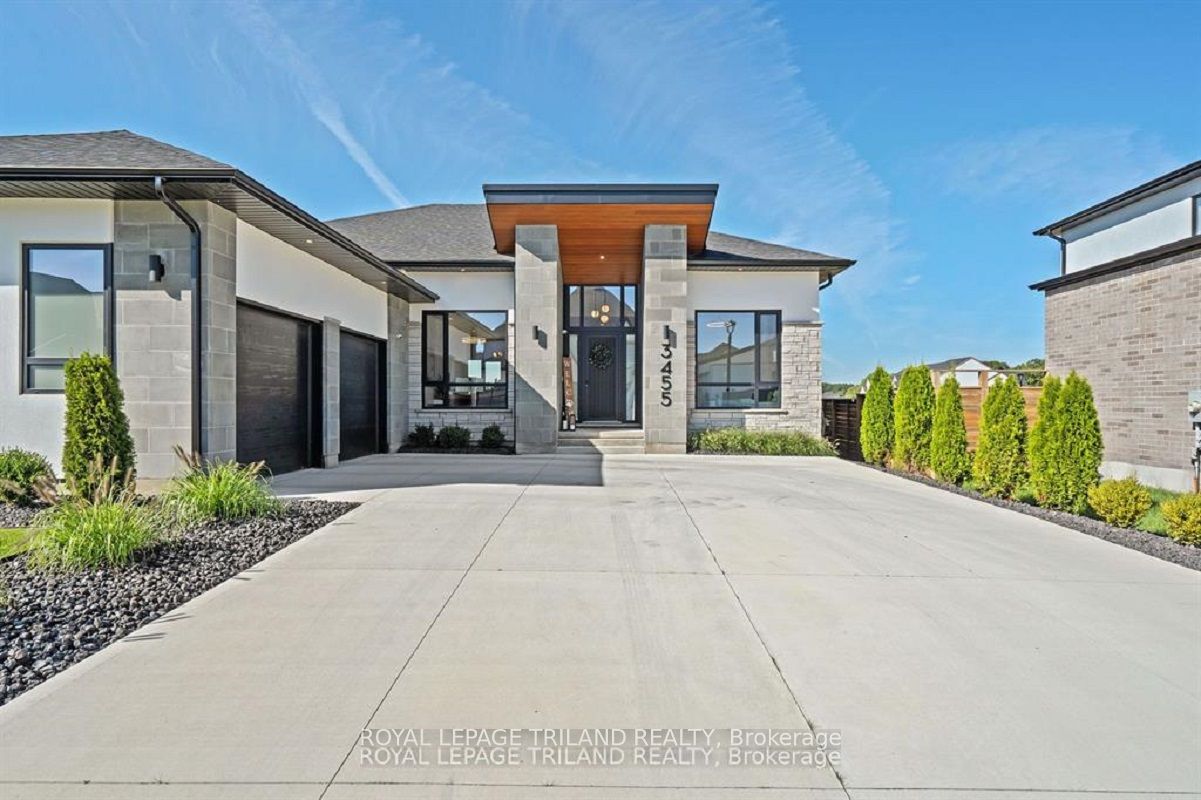 3455 Grand Oak Crossing Property Photo 1