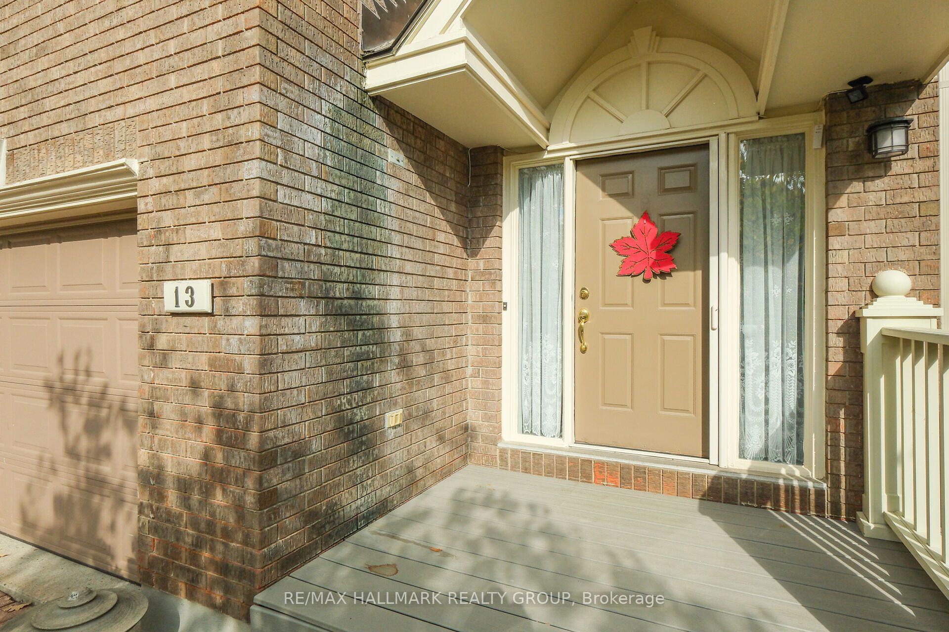 13 Waterford Way Property Photo 4
