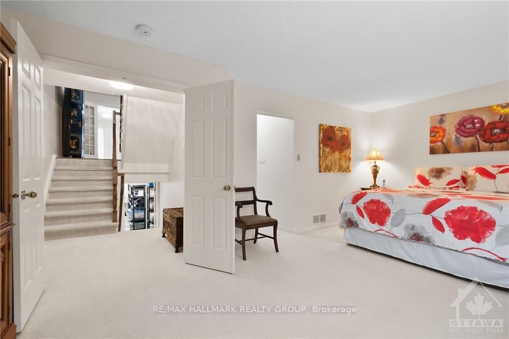 13 Waterford Way Property Photo 21