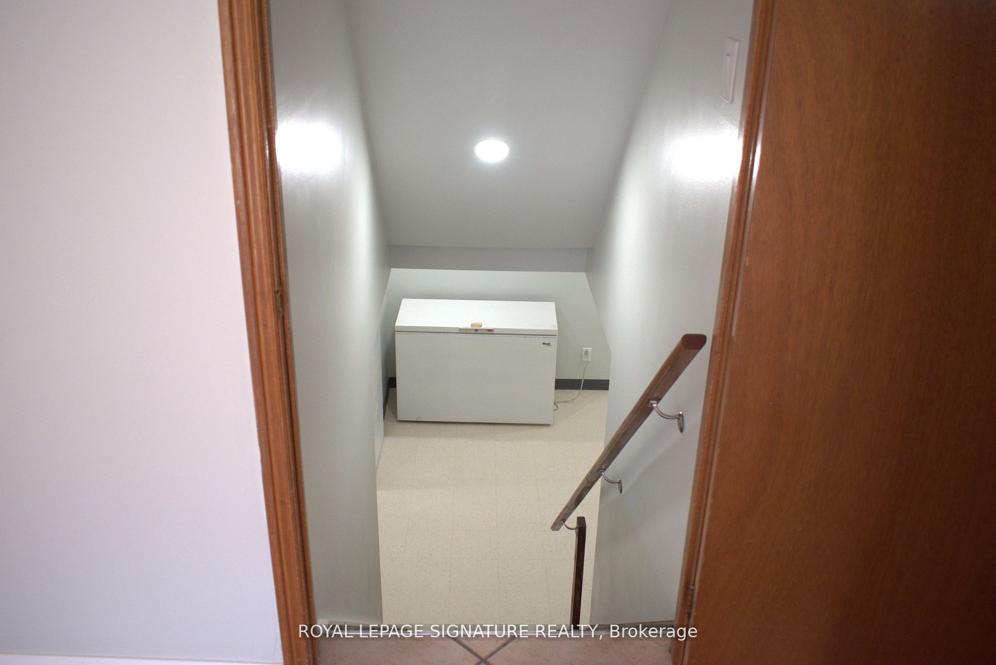 #bsmt - 709 Upper Paradise Road Property Photo 7
