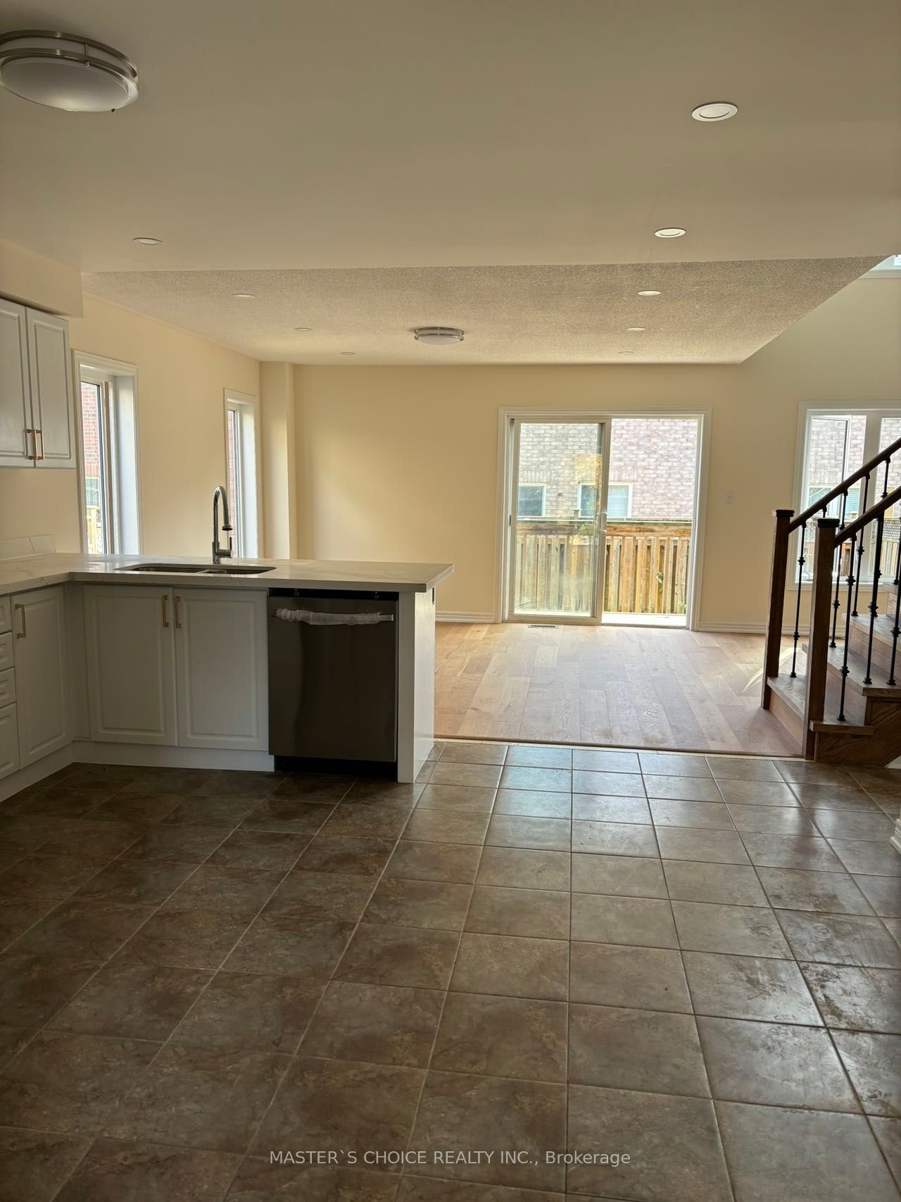 45 Keith Crescent Property Photo 8