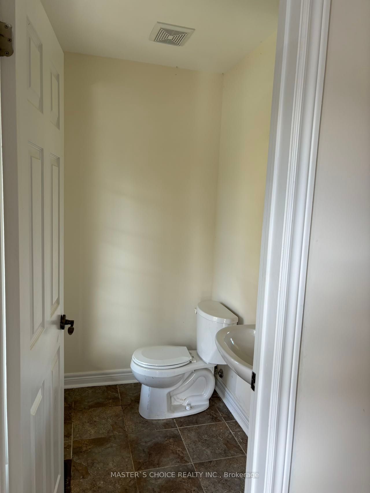 45 Keith Crescent Property Photo 10
