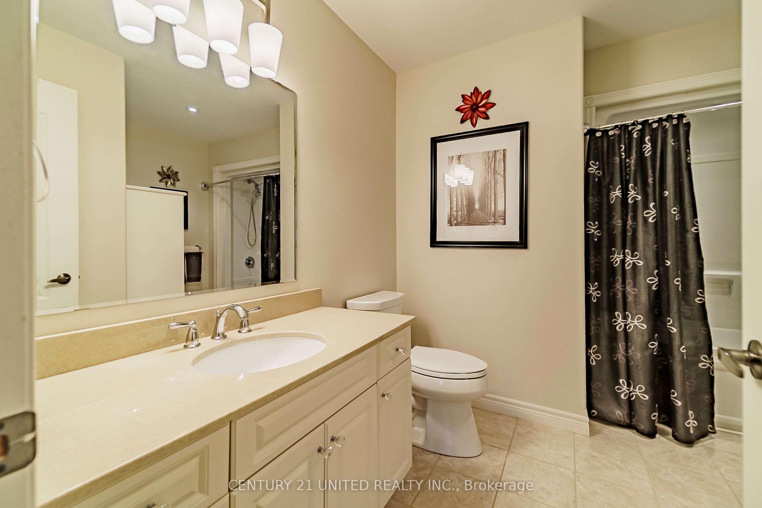 #72 - 301 Carnegie Avenue Property Photo 15