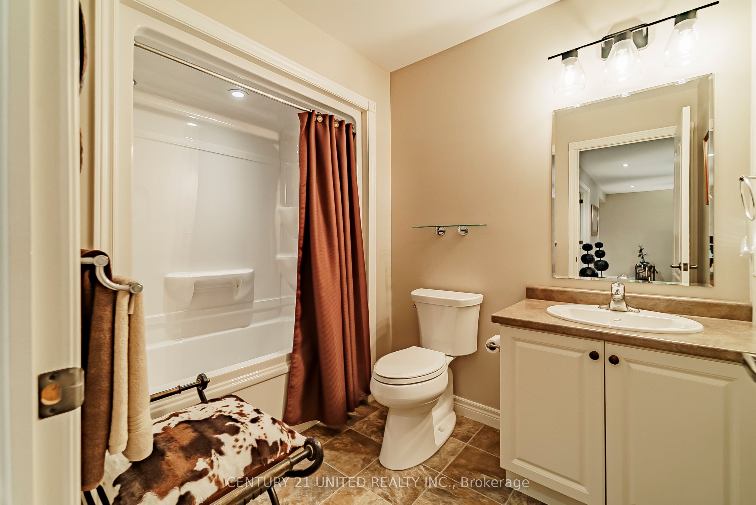 #72 - 301 Carnegie Avenue Property Photo 25