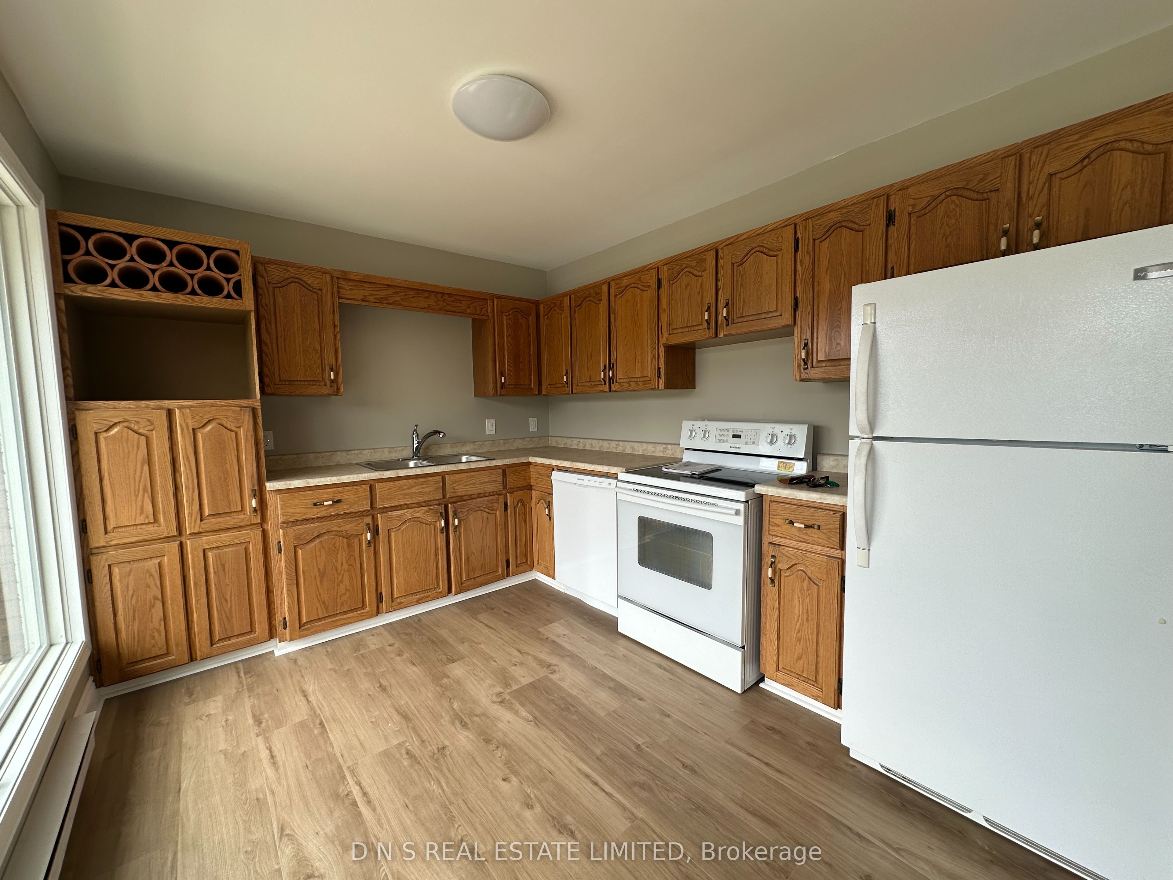 166 Mcdonnel Street Property Photo 11