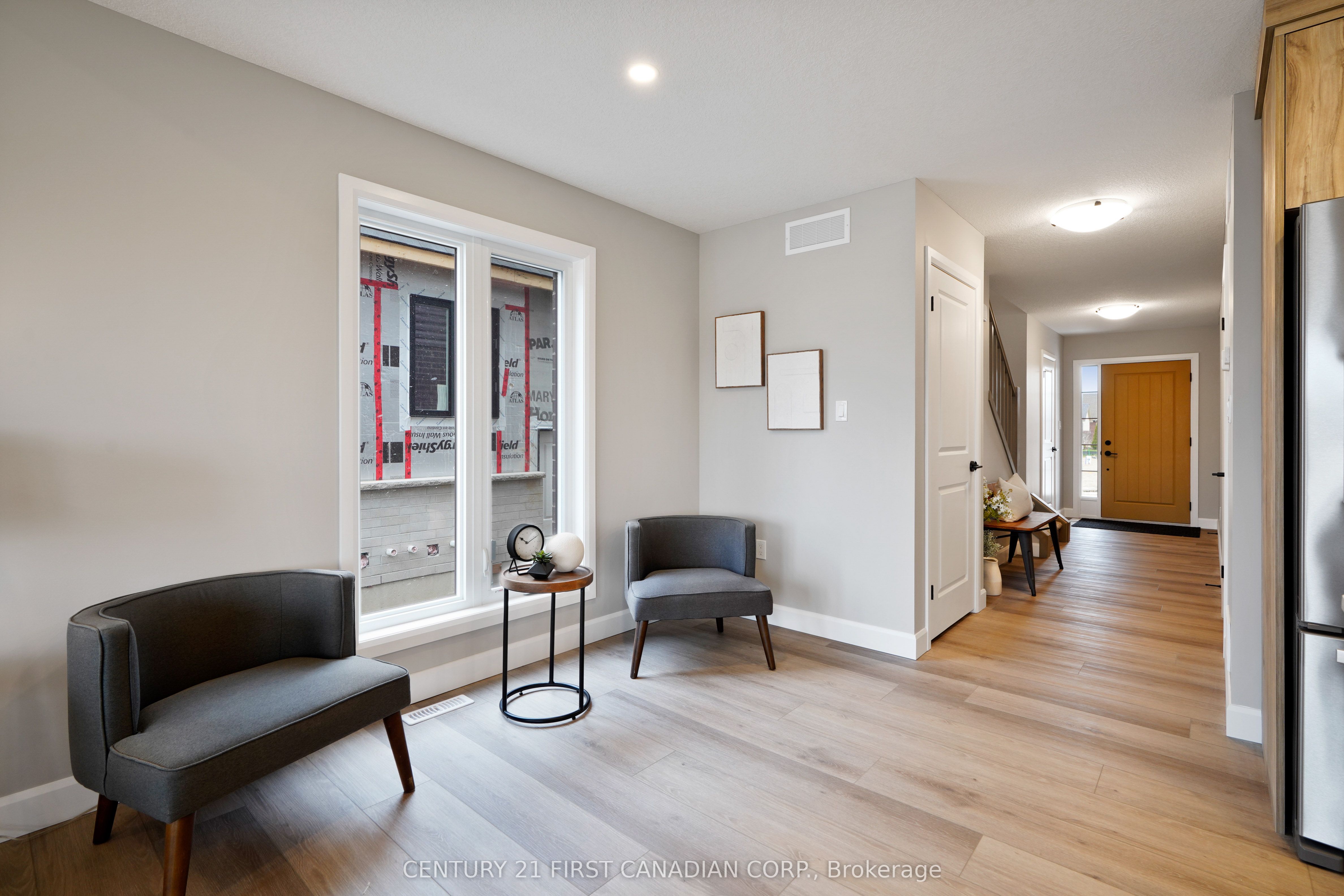 9 Twynstra Street Property Photo 4