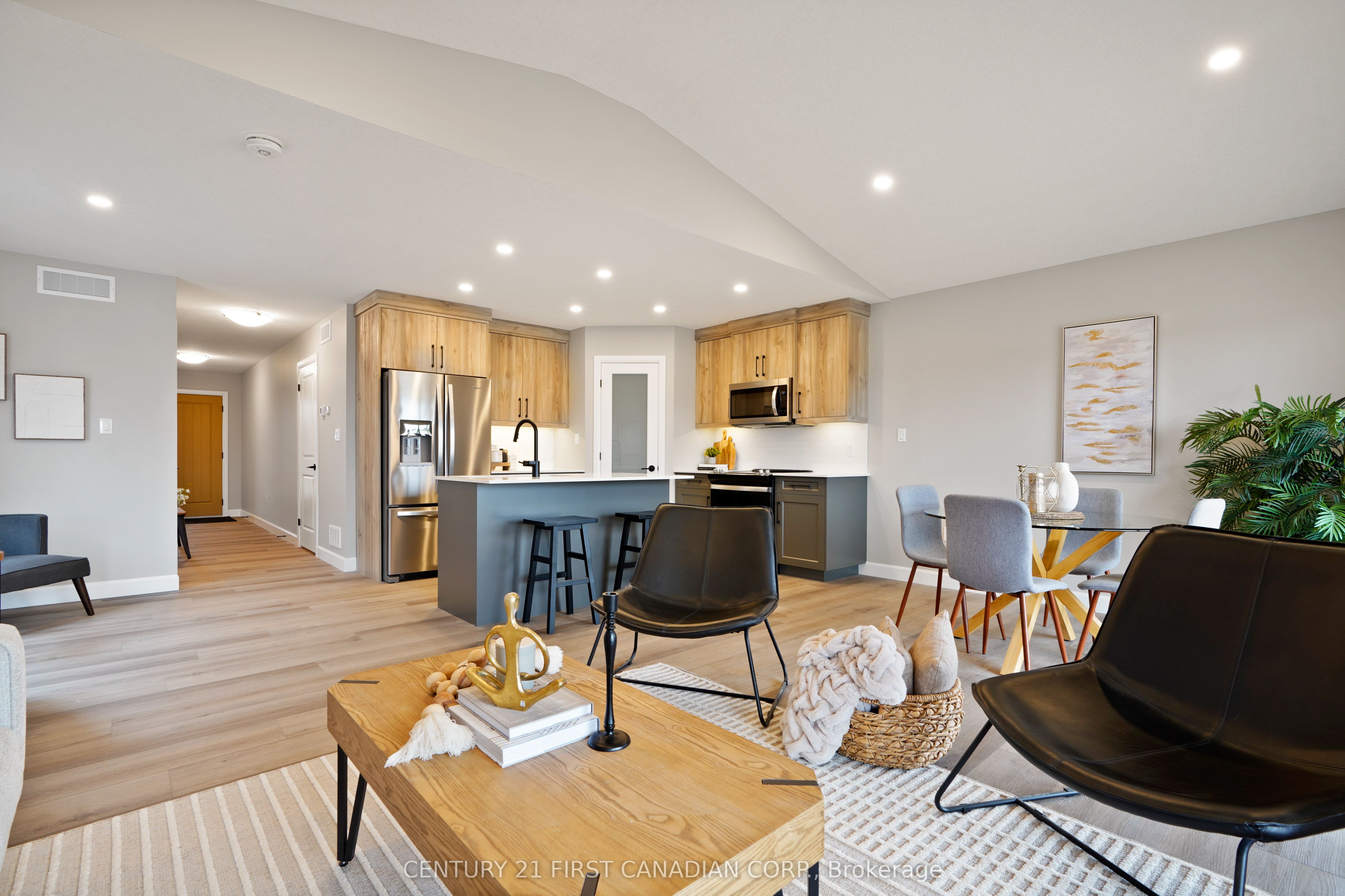 9 Twynstra Street Property Photo 8