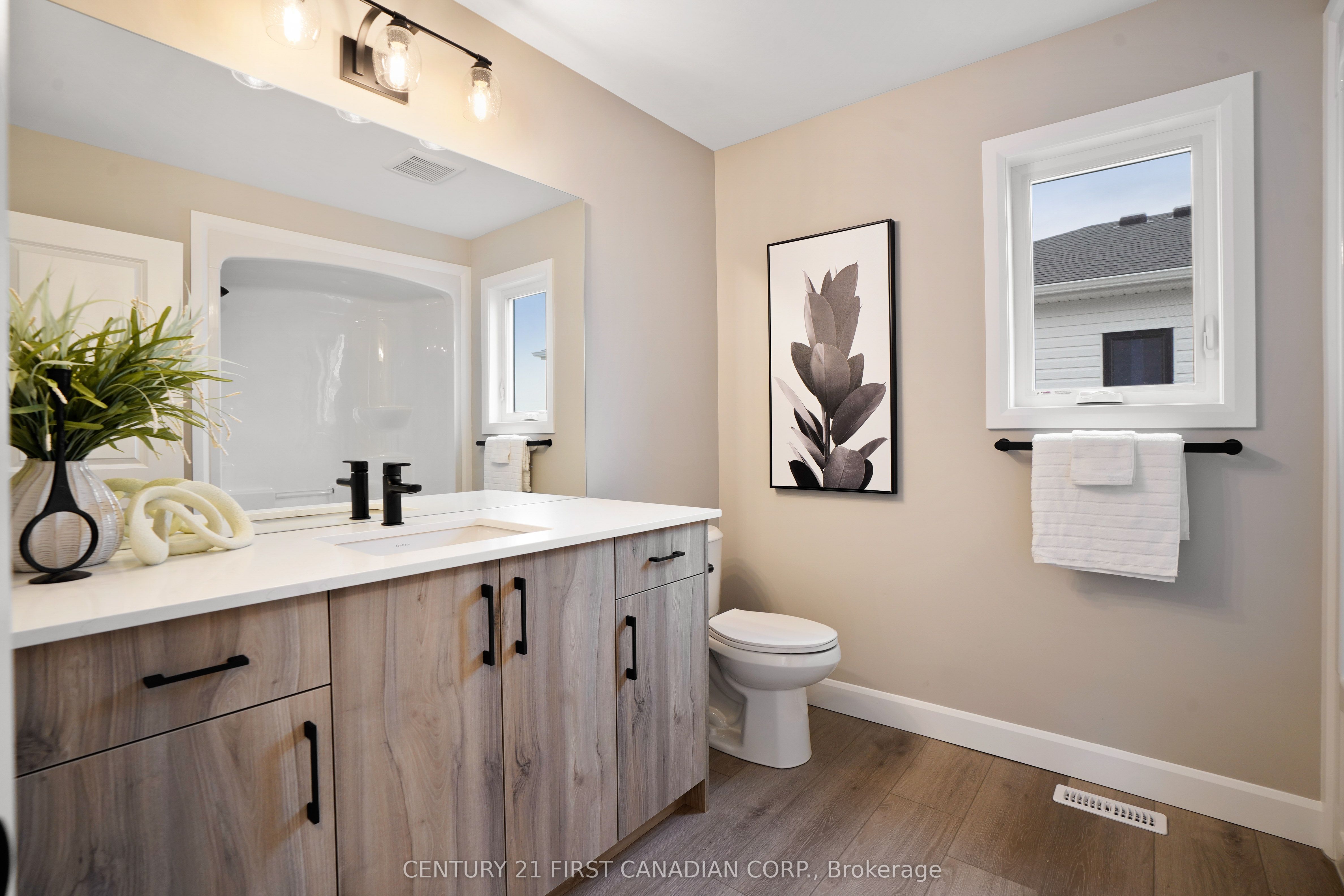 9 Twynstra Street Property Photo 31