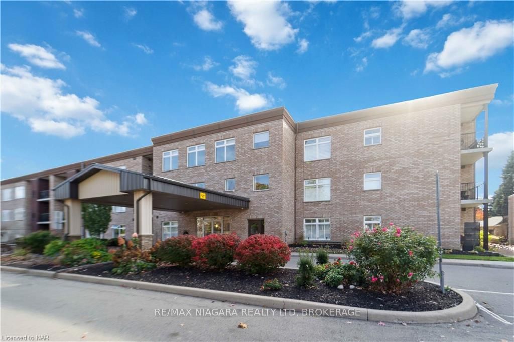 #221 - 4644 Pettit Avenue Property Photo 1