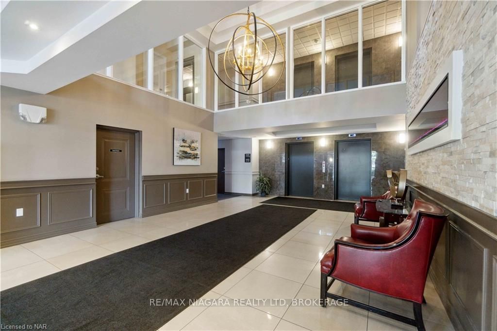 #221 - 4644 Pettit Avenue Property Photo 3