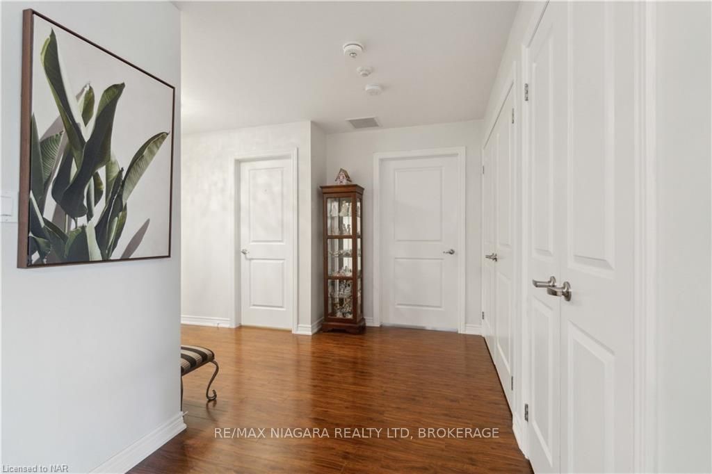 #221 - 4644 Pettit Avenue Property Photo 5