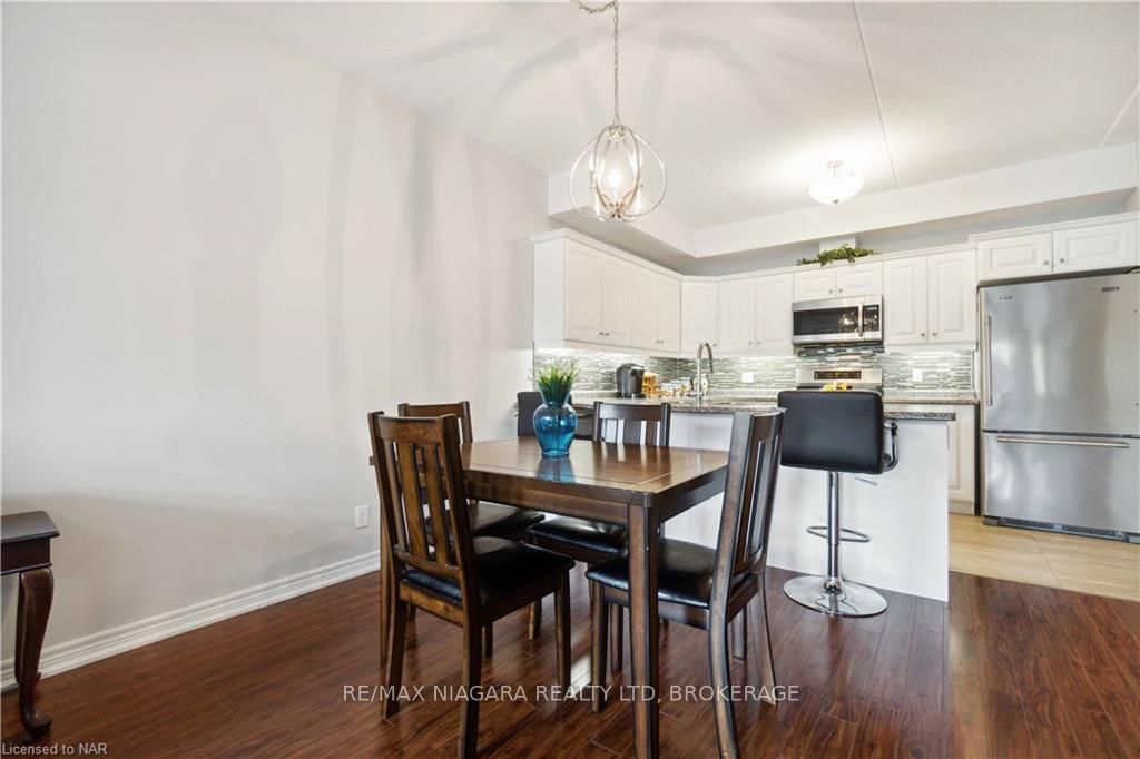 #221 - 4644 Pettit Avenue Property Photo 6
