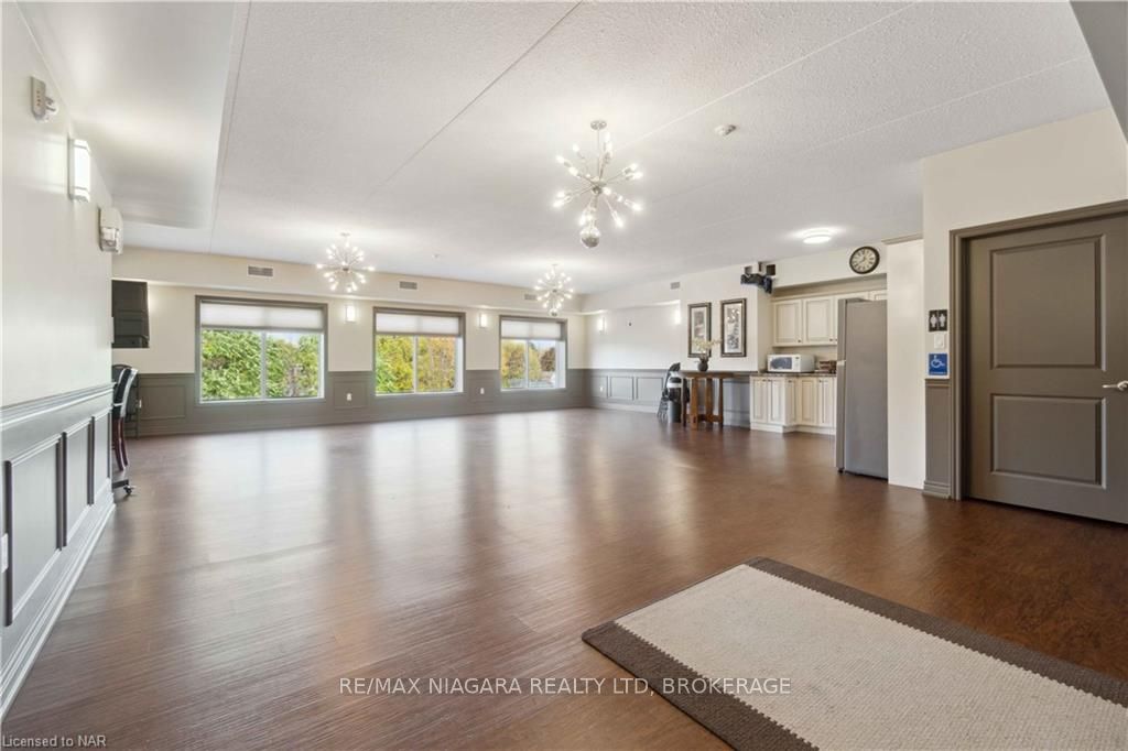 #221 - 4644 Pettit Avenue Property Photo 22