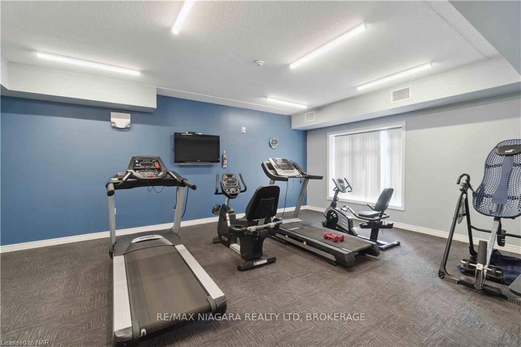 #221 - 4644 Pettit Avenue Property Photo 23