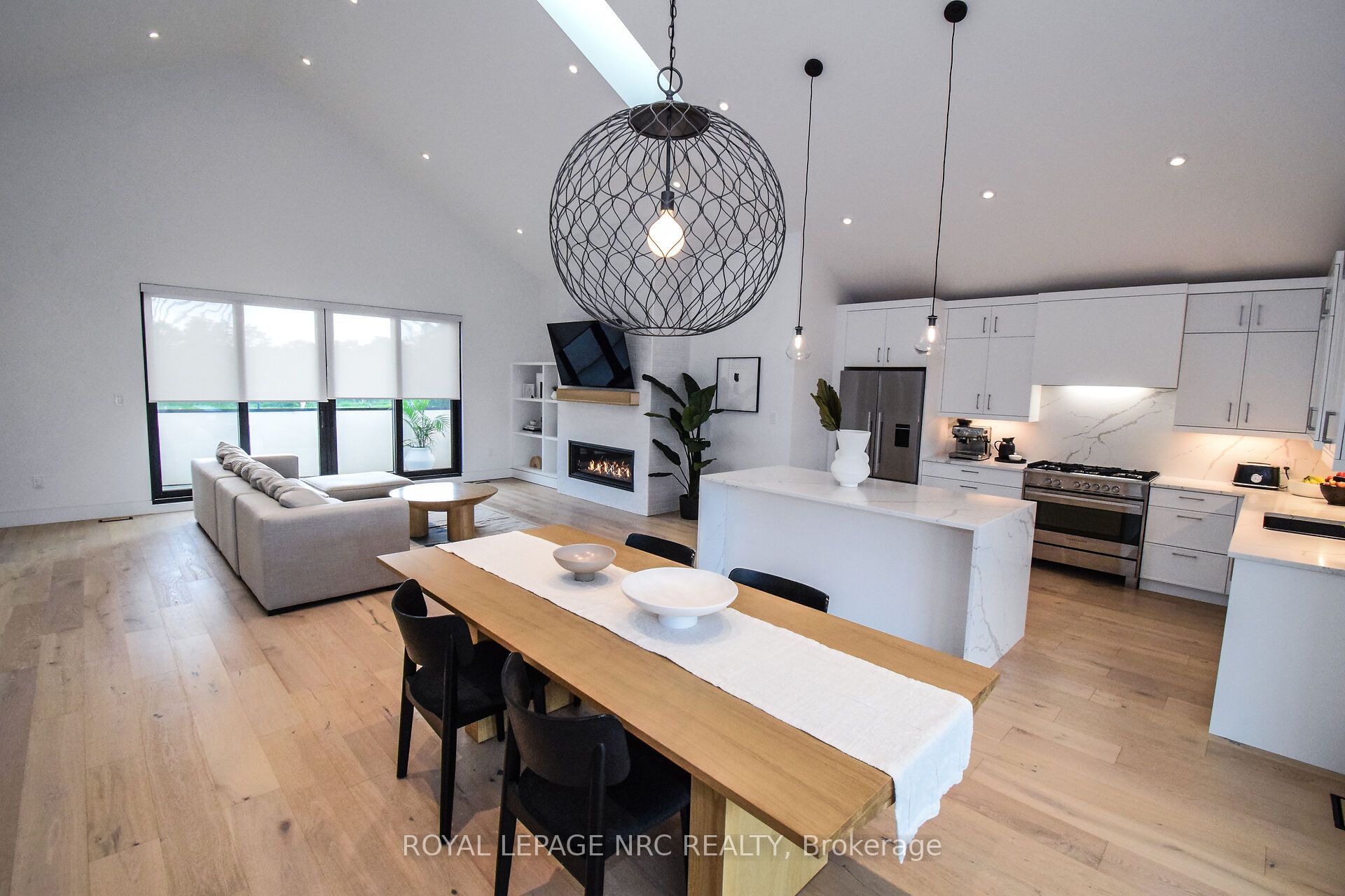82 Ivy Crescent Property Photo 6