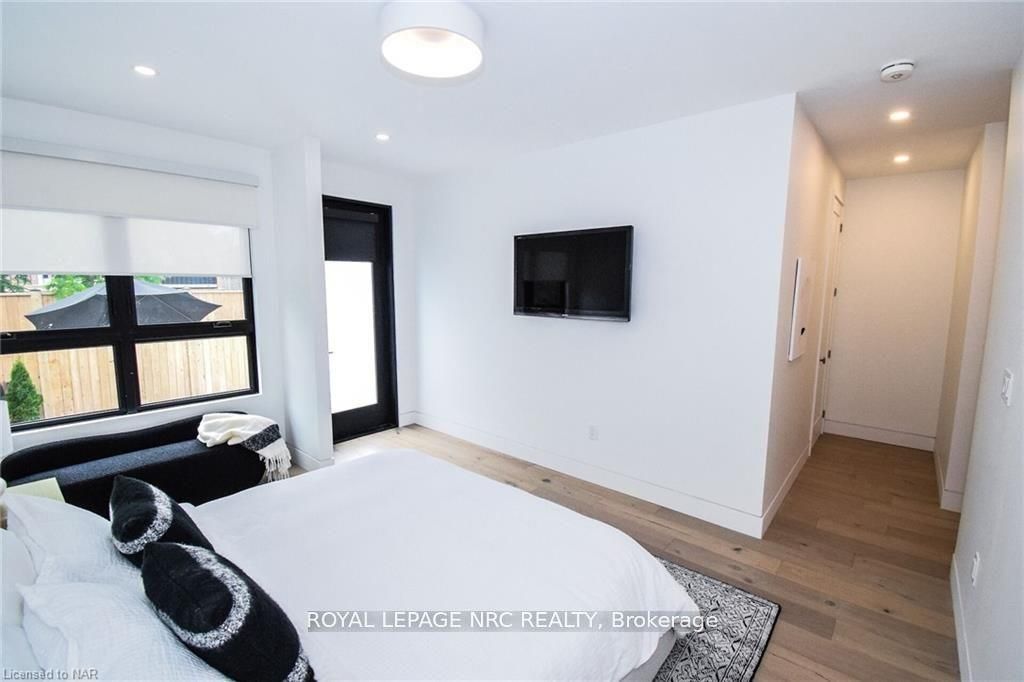 82 Ivy Crescent Property Photo 22