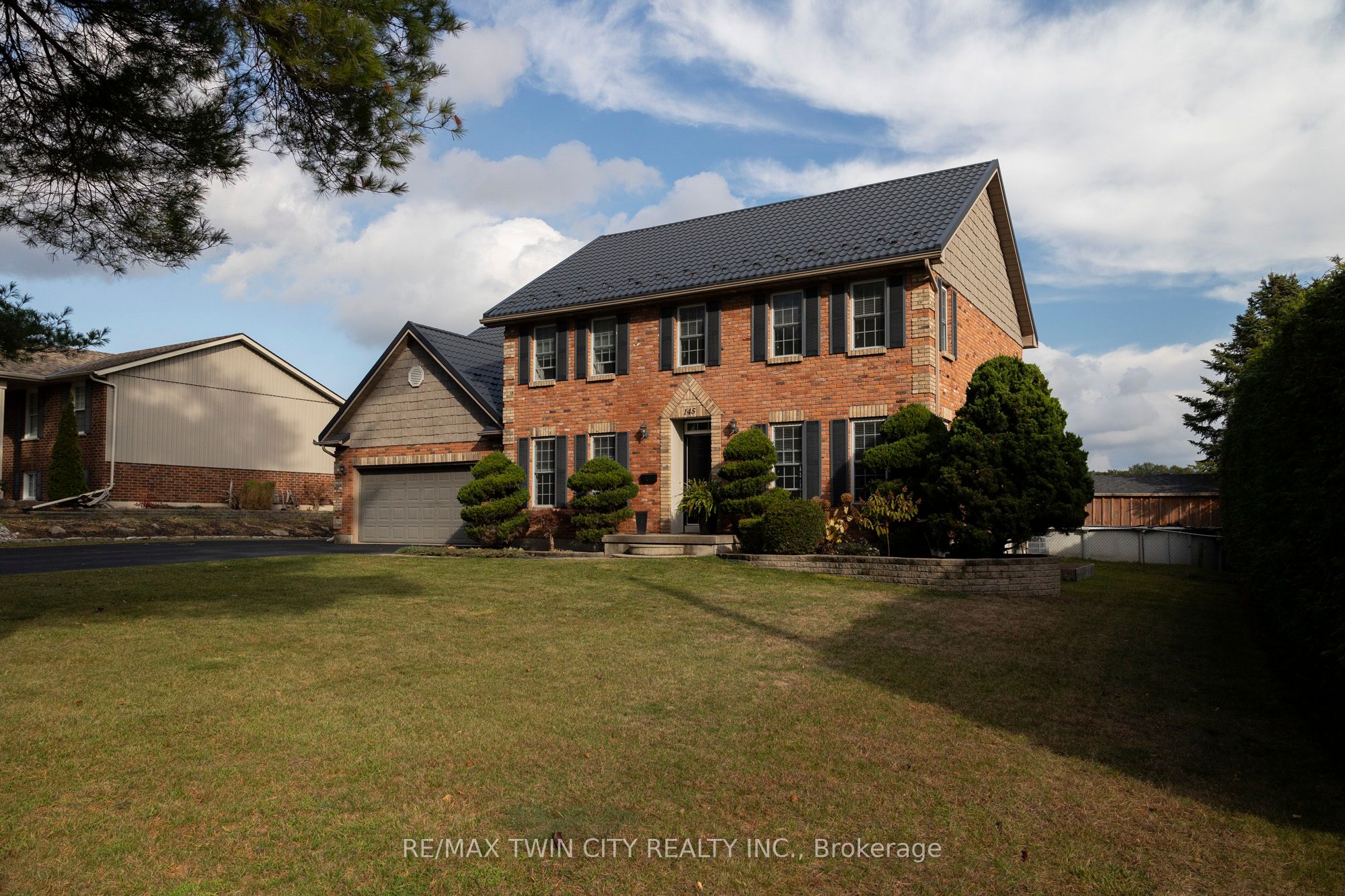 145 John Street Property Photo 2