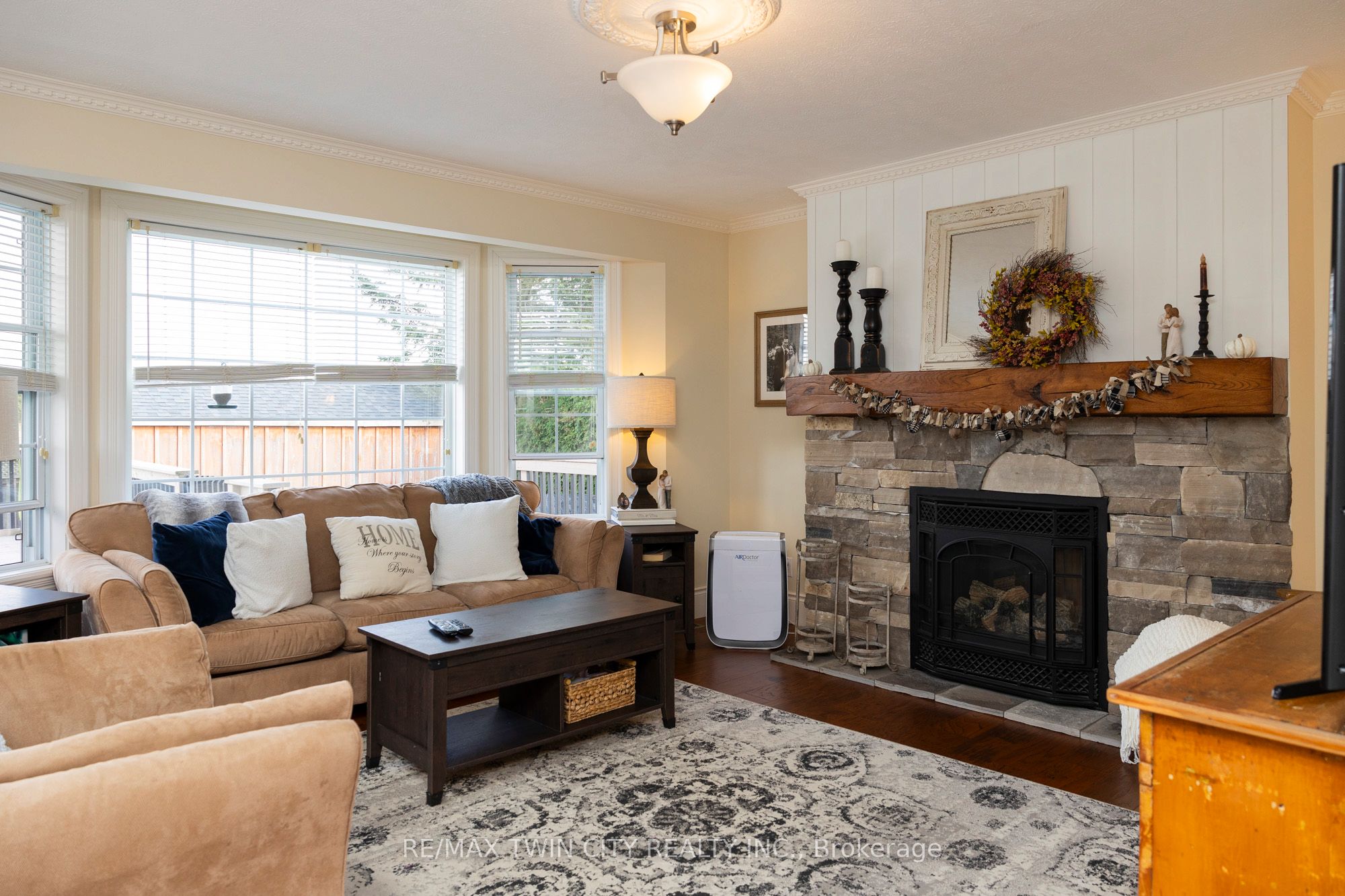 145 John Street Property Photo 11