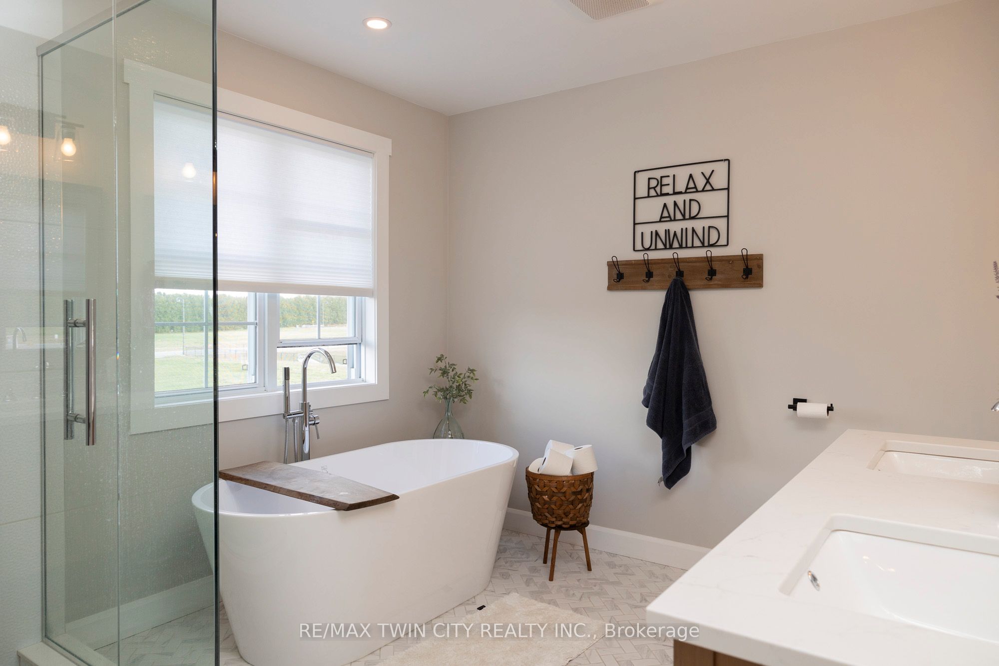 145 John Street Property Photo 22