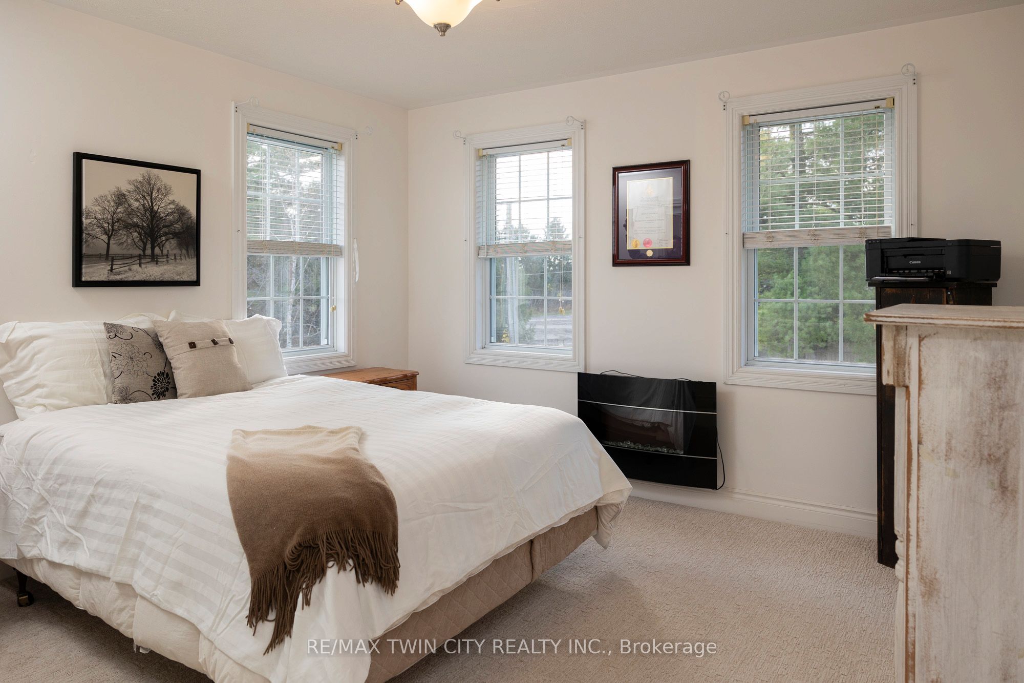 145 John Street Property Photo 24
