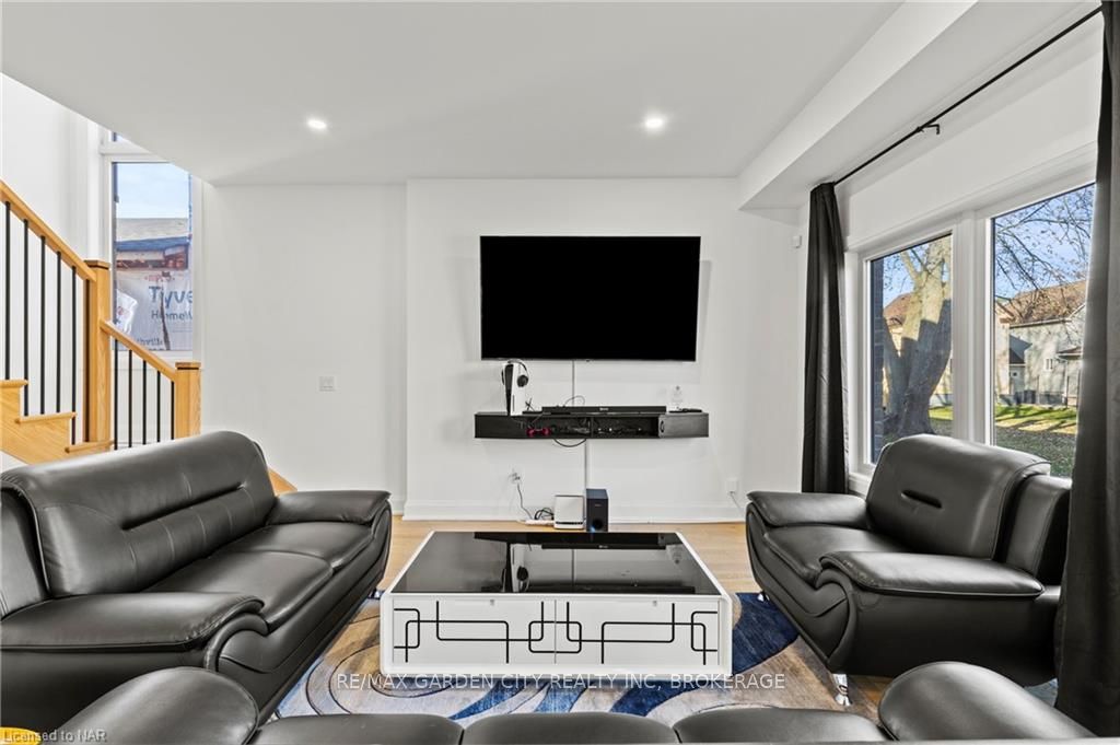 159 Hodgkins Avenue Property Photo 14
