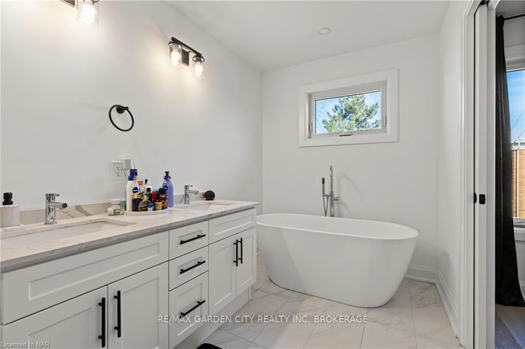 159 Hodgkins Avenue Property Photo 21