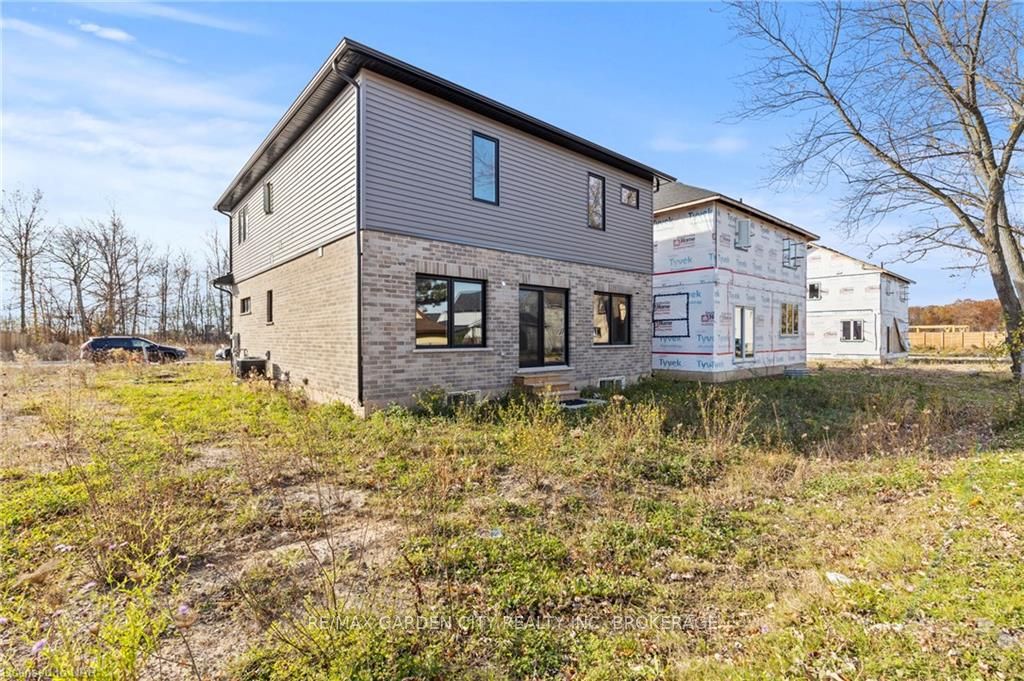 159 Hodgkins Avenue Property Photo 29