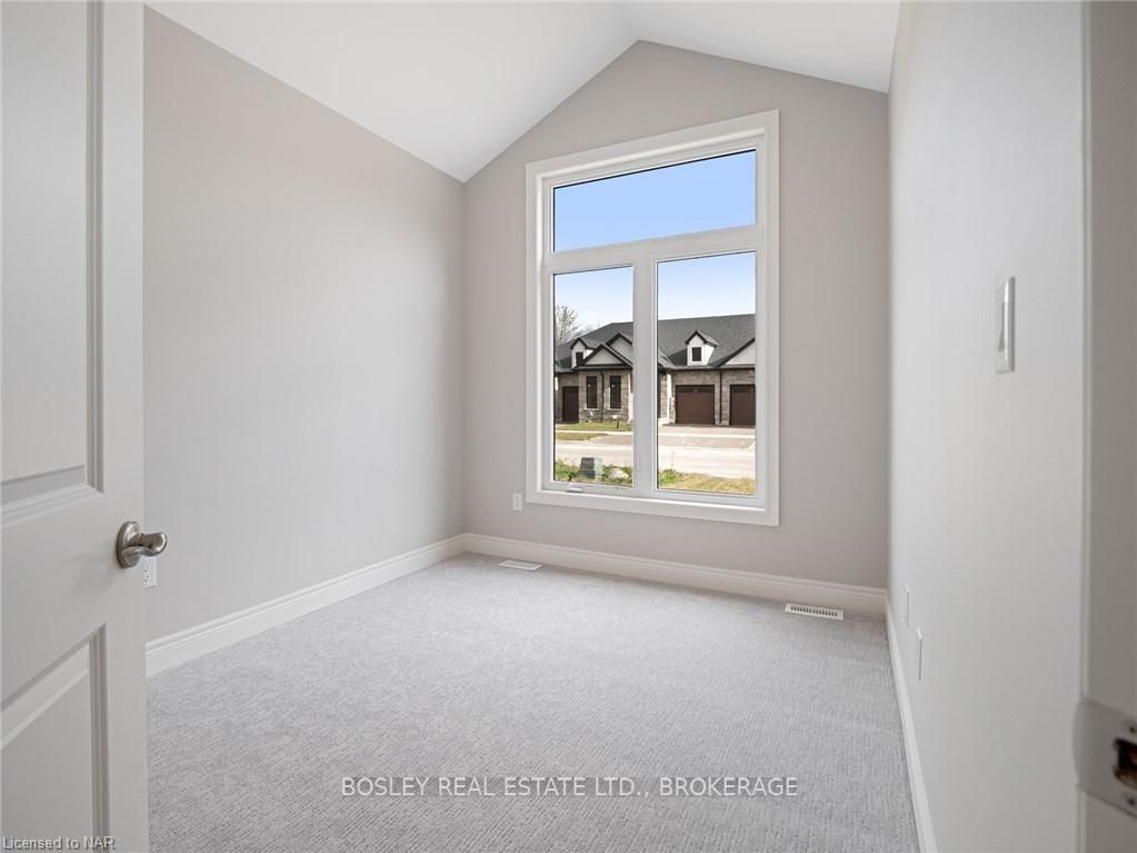 503 Royal Ridge Drive Property Photo 18