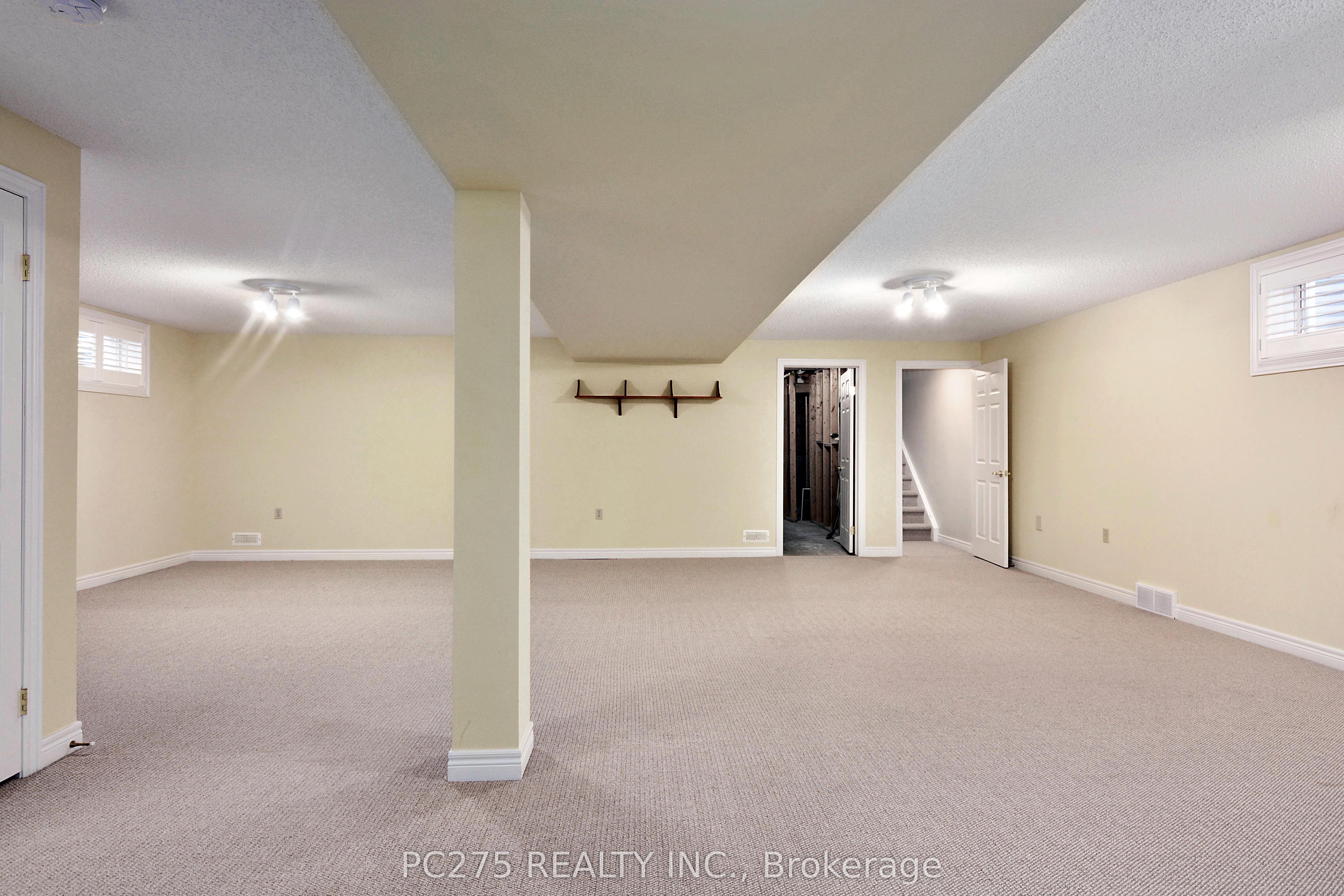 #243 - 2025 Meadowgate Boulevard Property Photo 22