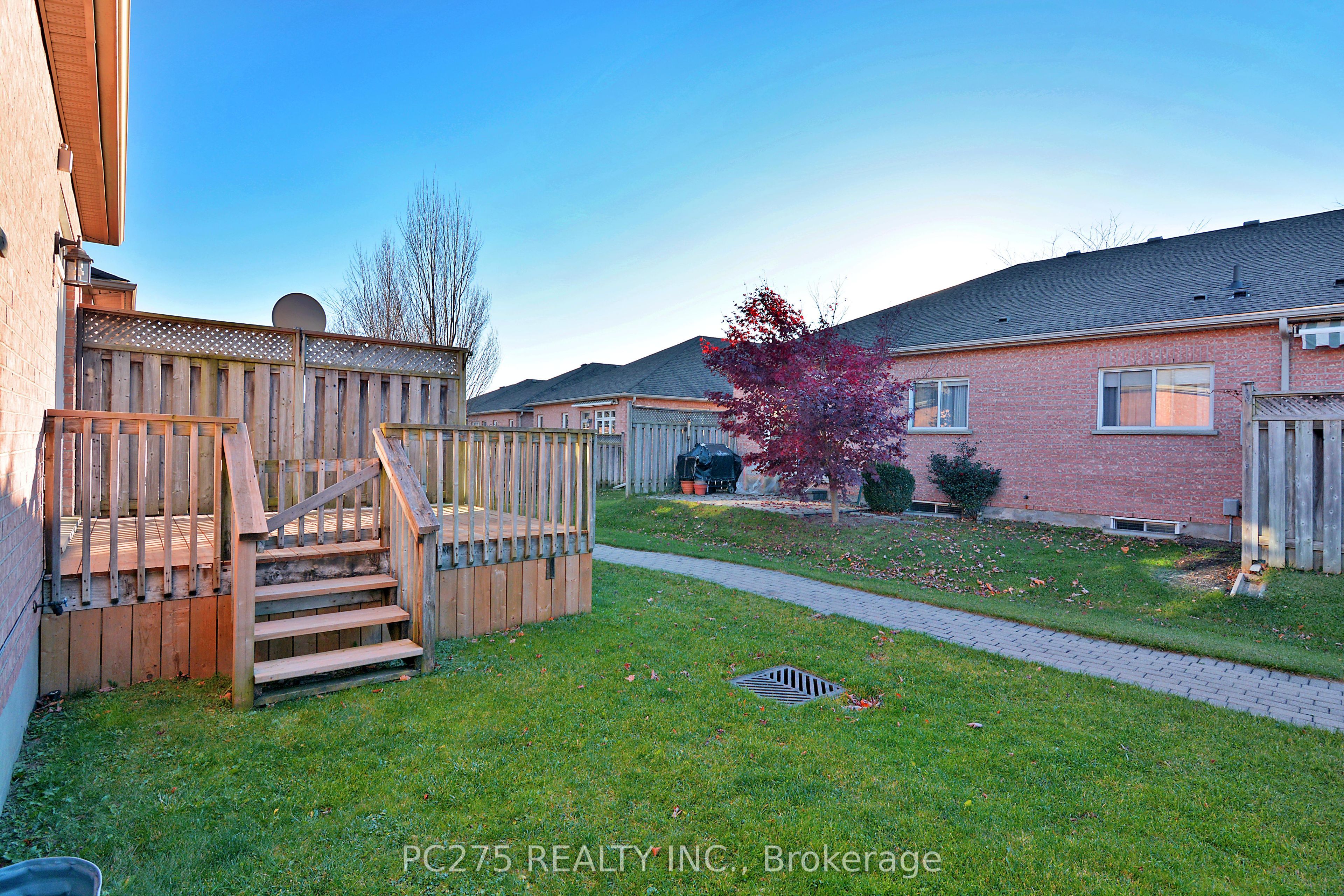 #243 - 2025 Meadowgate Boulevard Property Photo 31