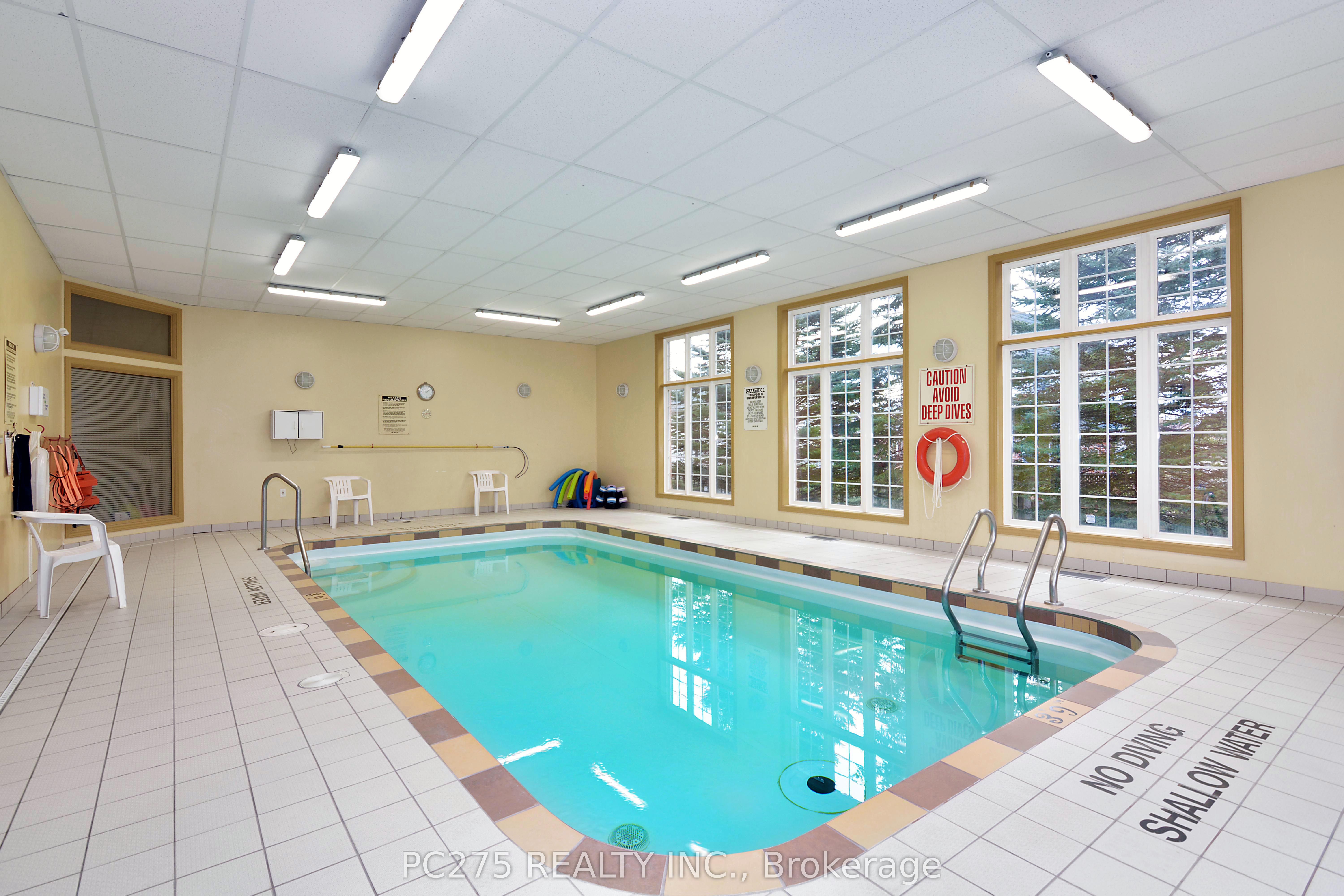#243 - 2025 Meadowgate Boulevard Property Photo 34