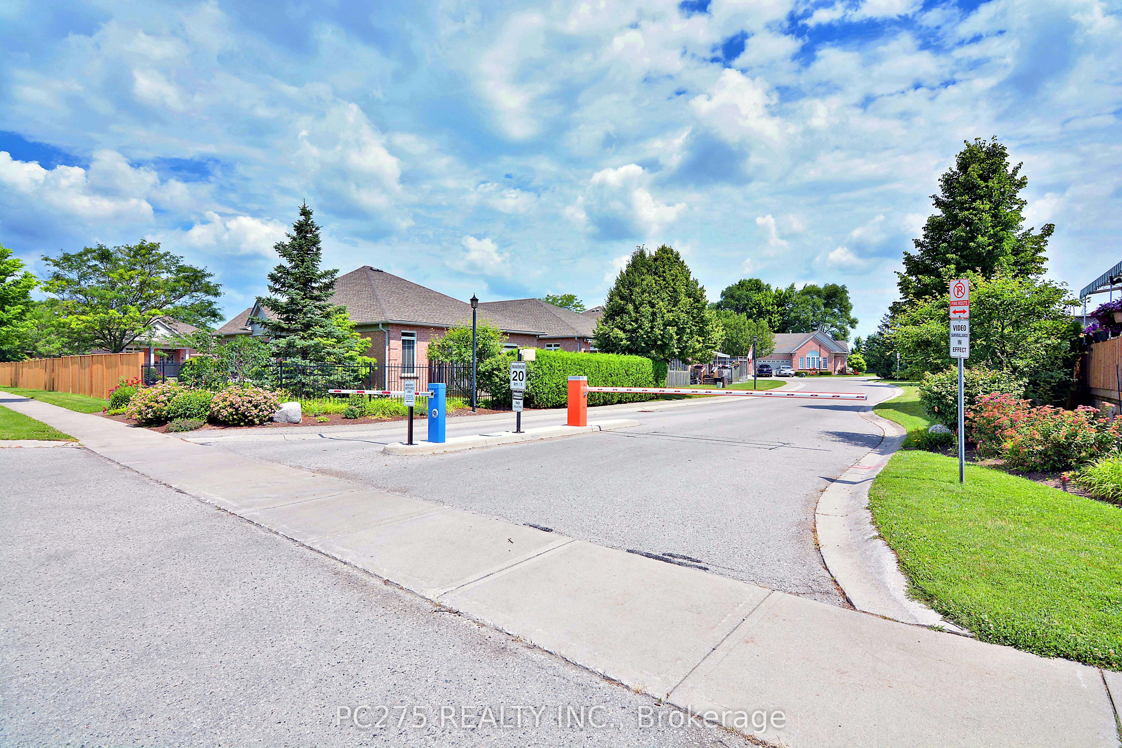 #243 - 2025 Meadowgate Boulevard Property Photo 36