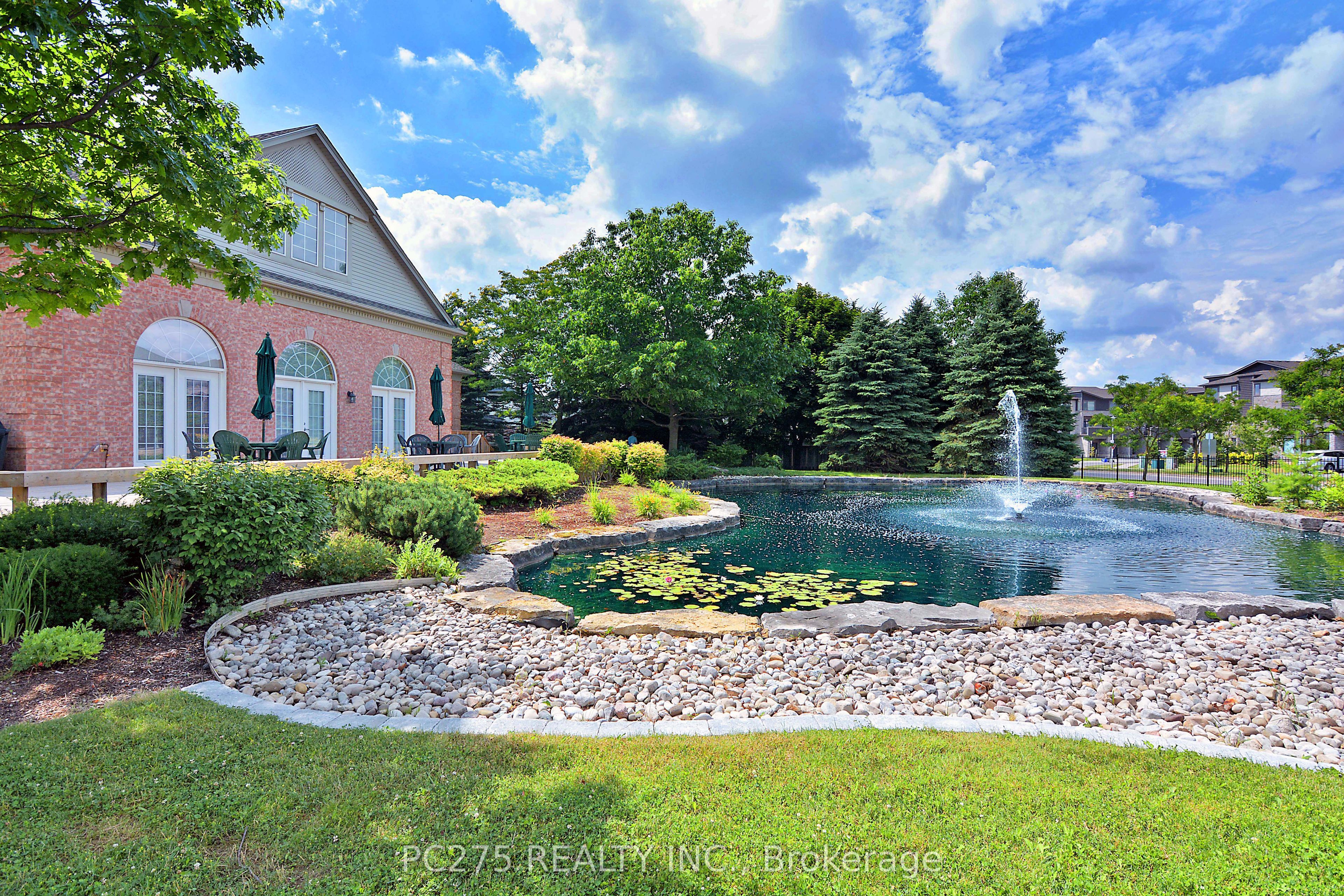 #243 - 2025 Meadowgate Boulevard Property Photo 37