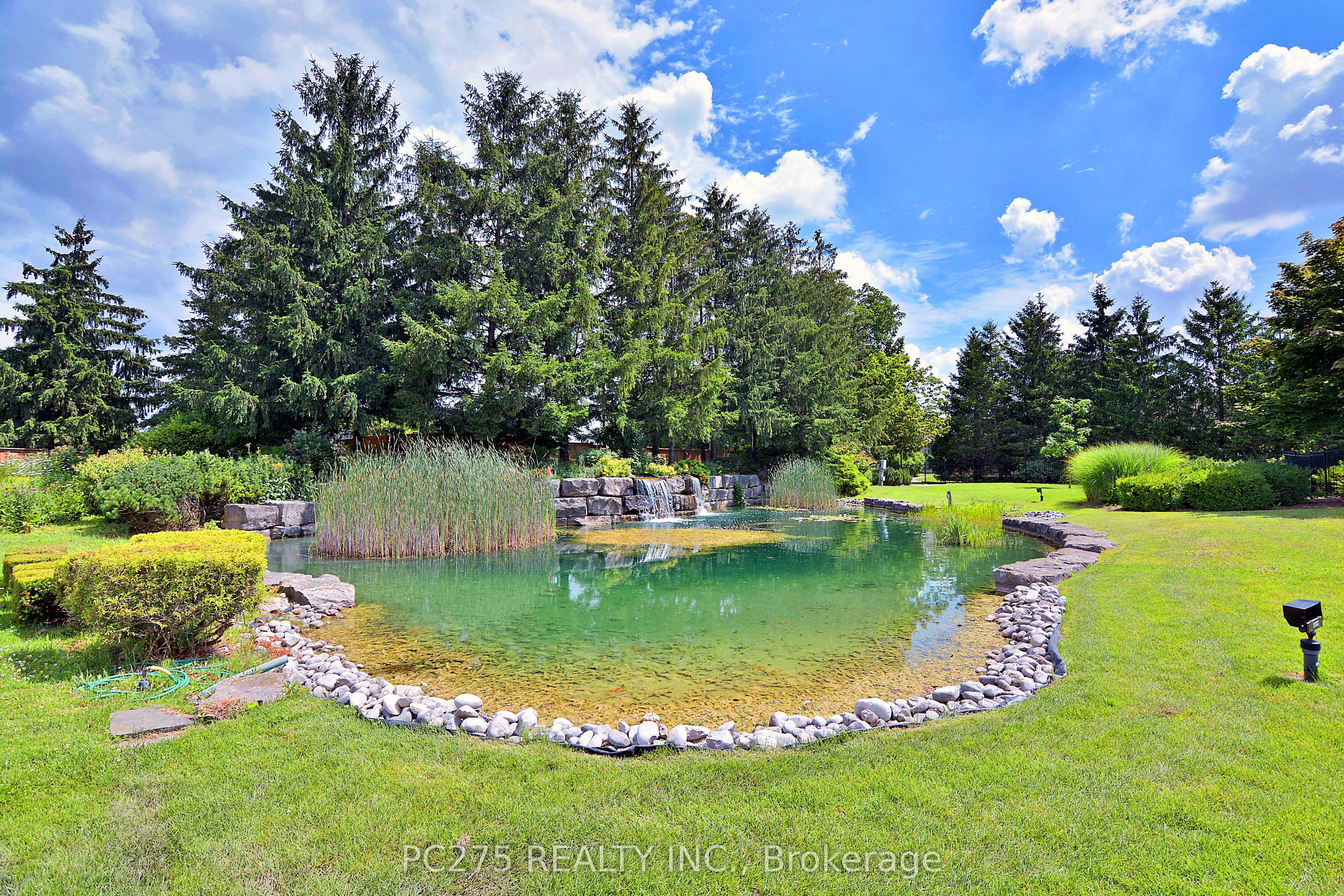#243 - 2025 Meadowgate Boulevard Property Photo 38