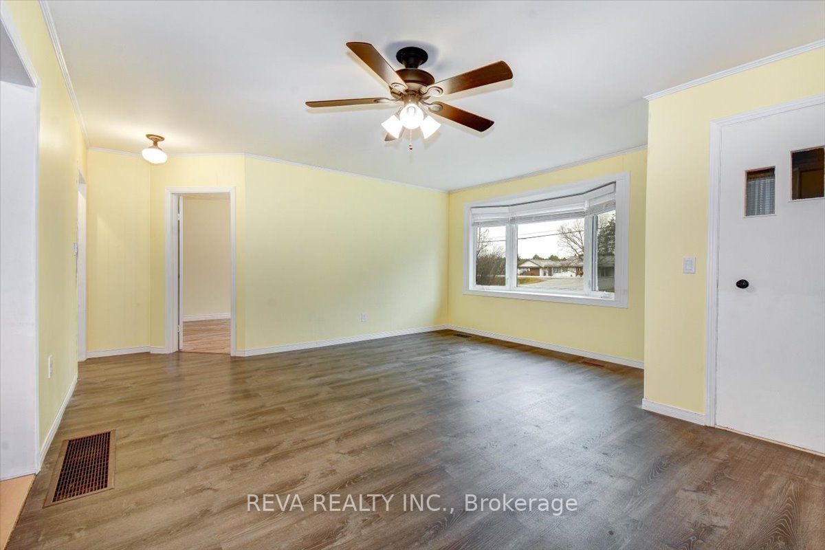 29690 Highway 62 Property Photo 10