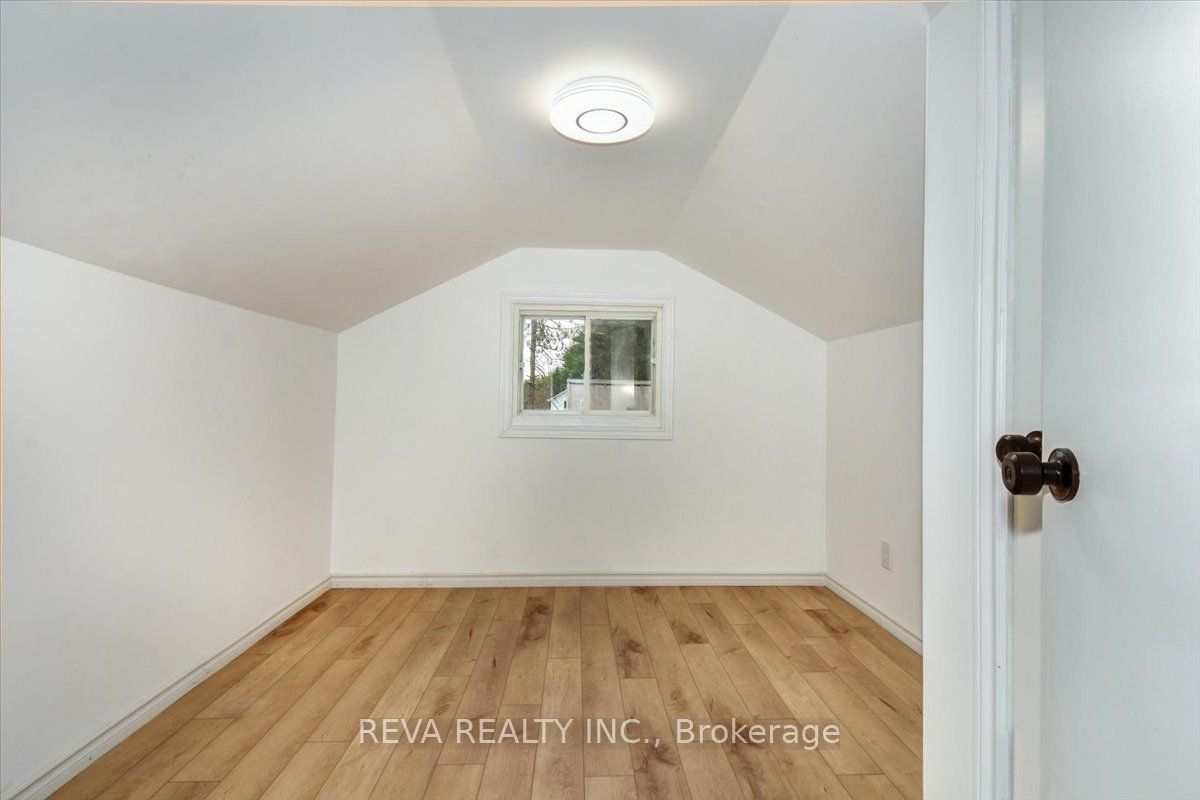 29690 Highway 62 Property Photo 15