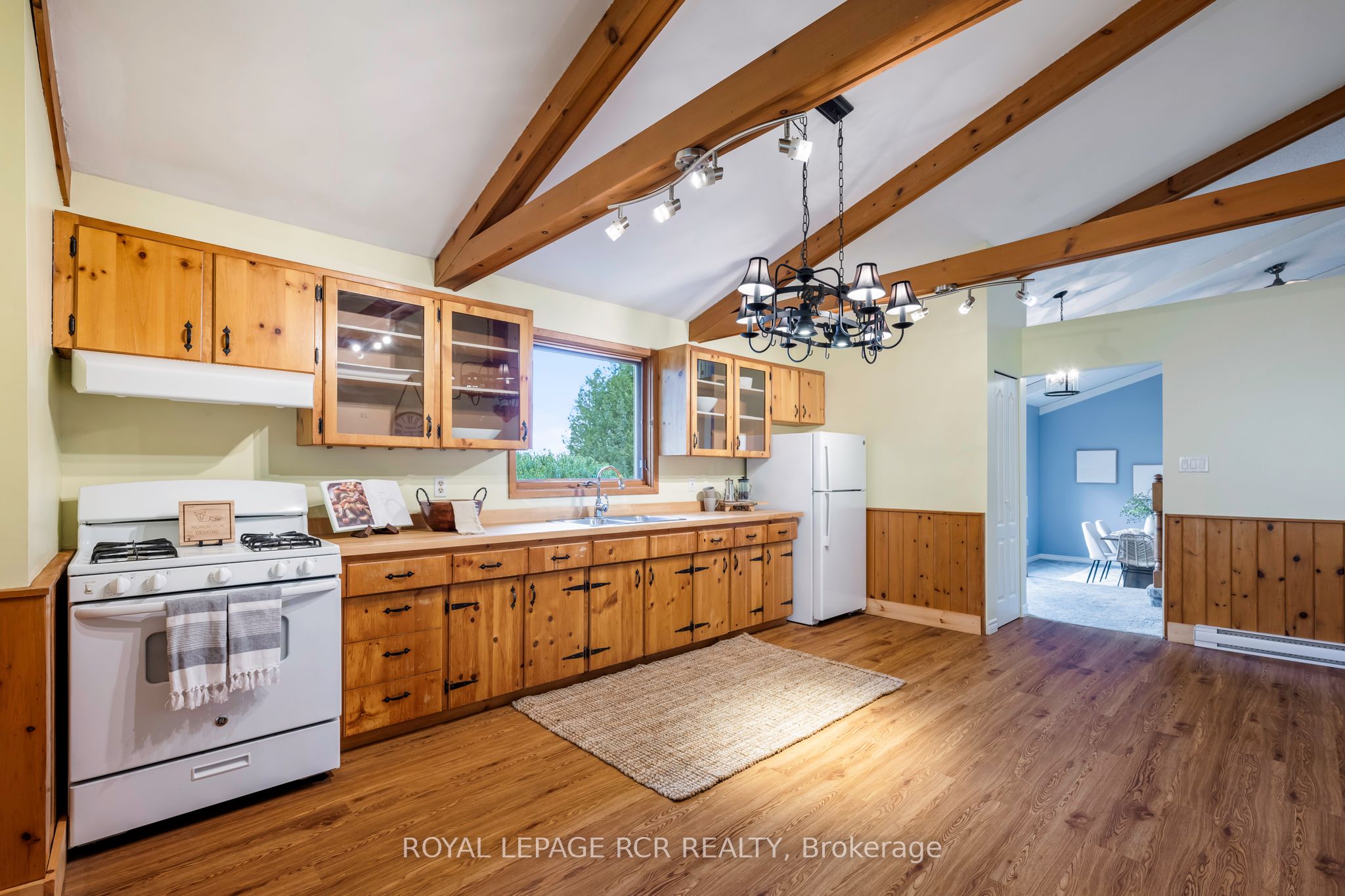 433409 4th Line Property Photo 14