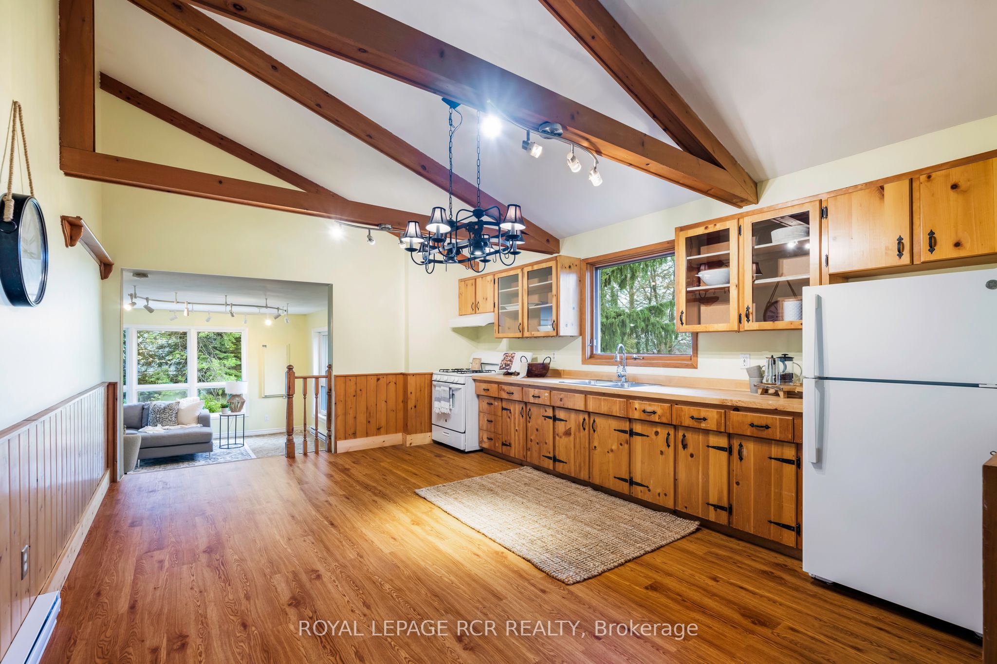 433409 4th Line Property Photo 16