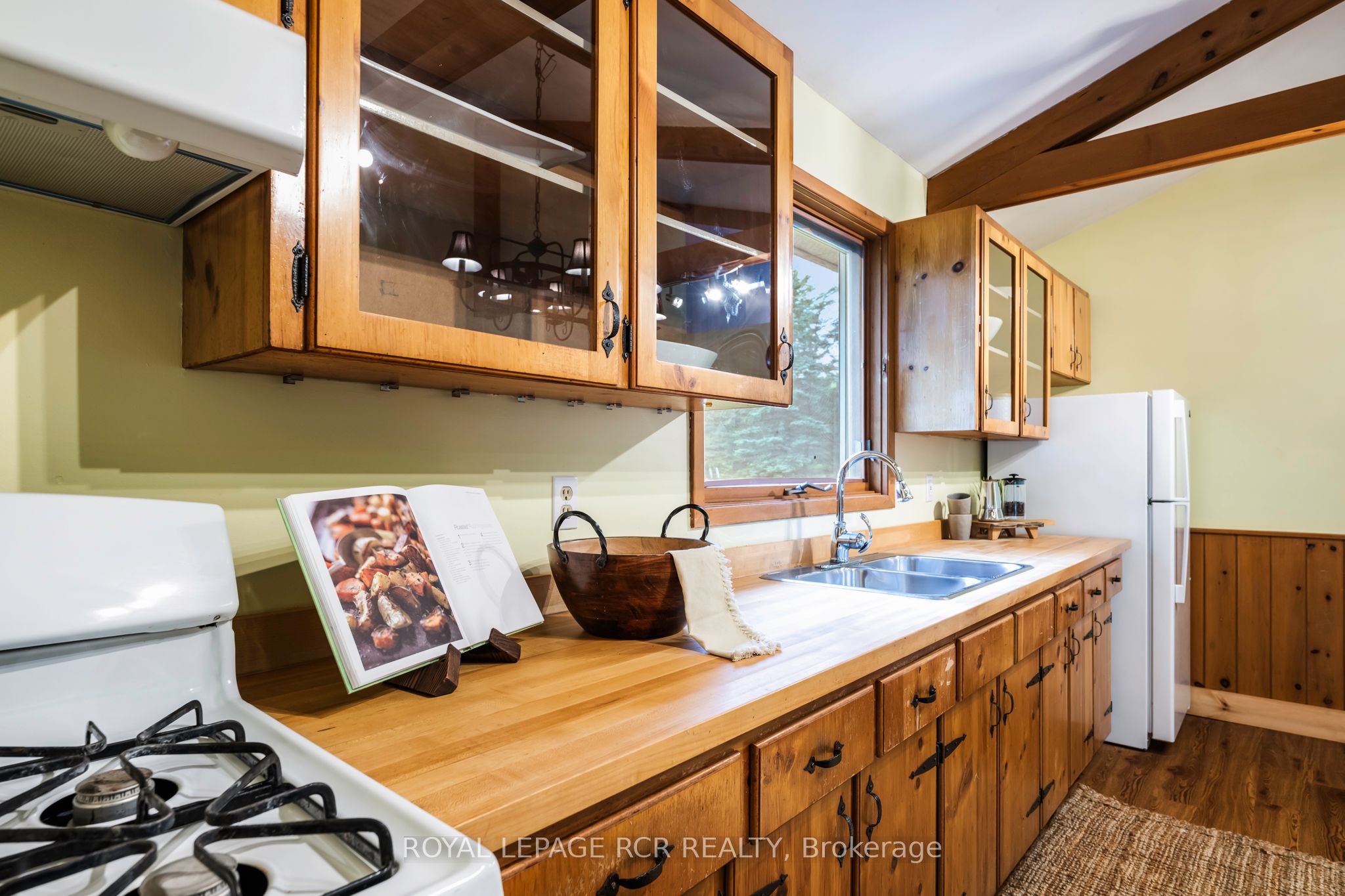 433409 4th Line Property Photo 17