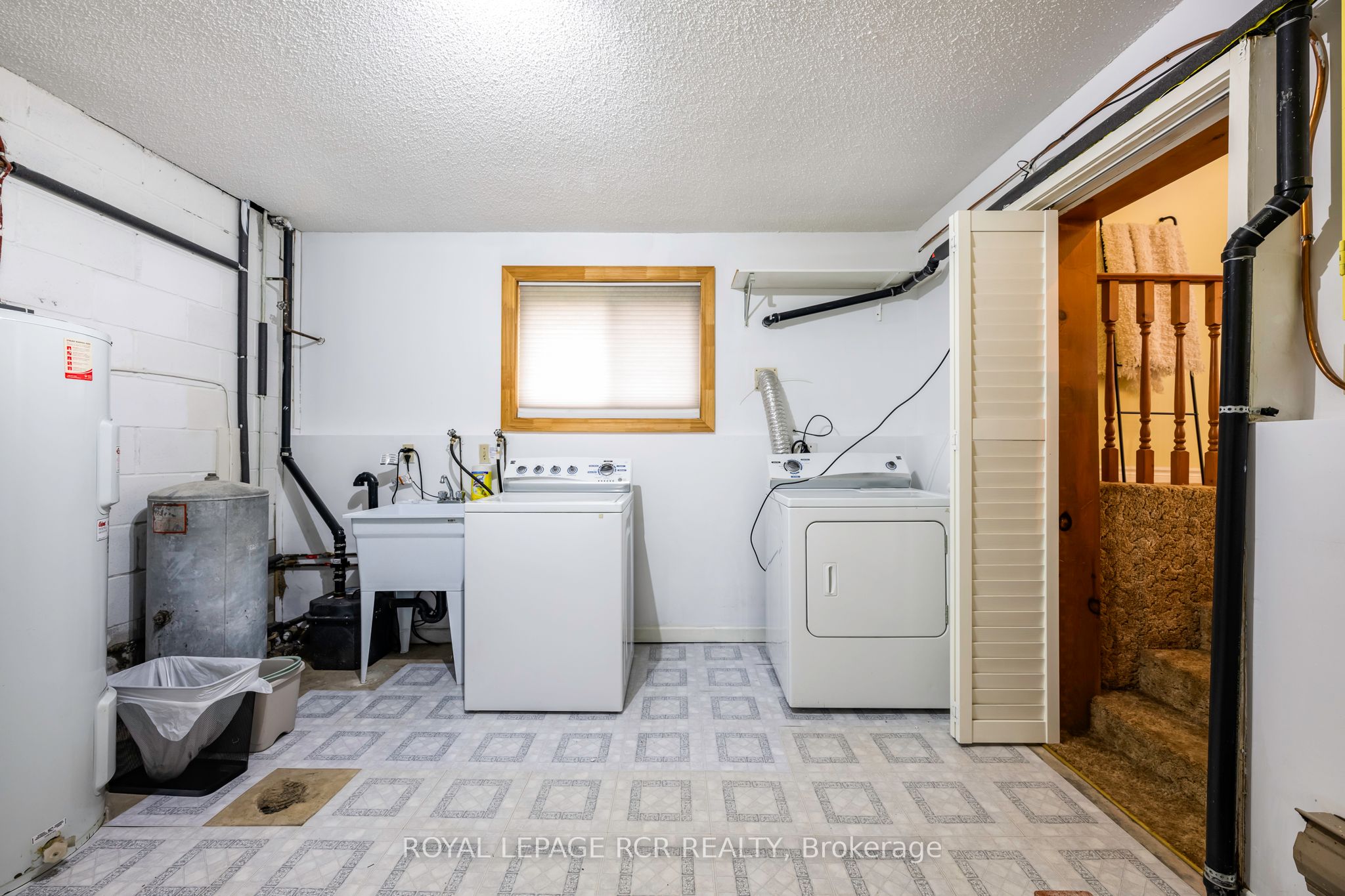 433409 4th Line Property Photo 33