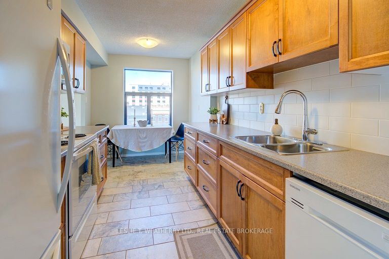 #602 - 185 Ontario Street Property Photo 16