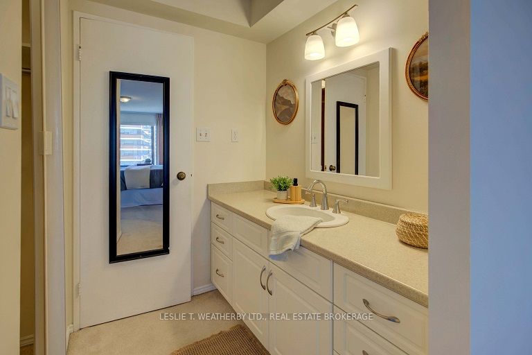 #602 - 185 Ontario Street Property Photo 25