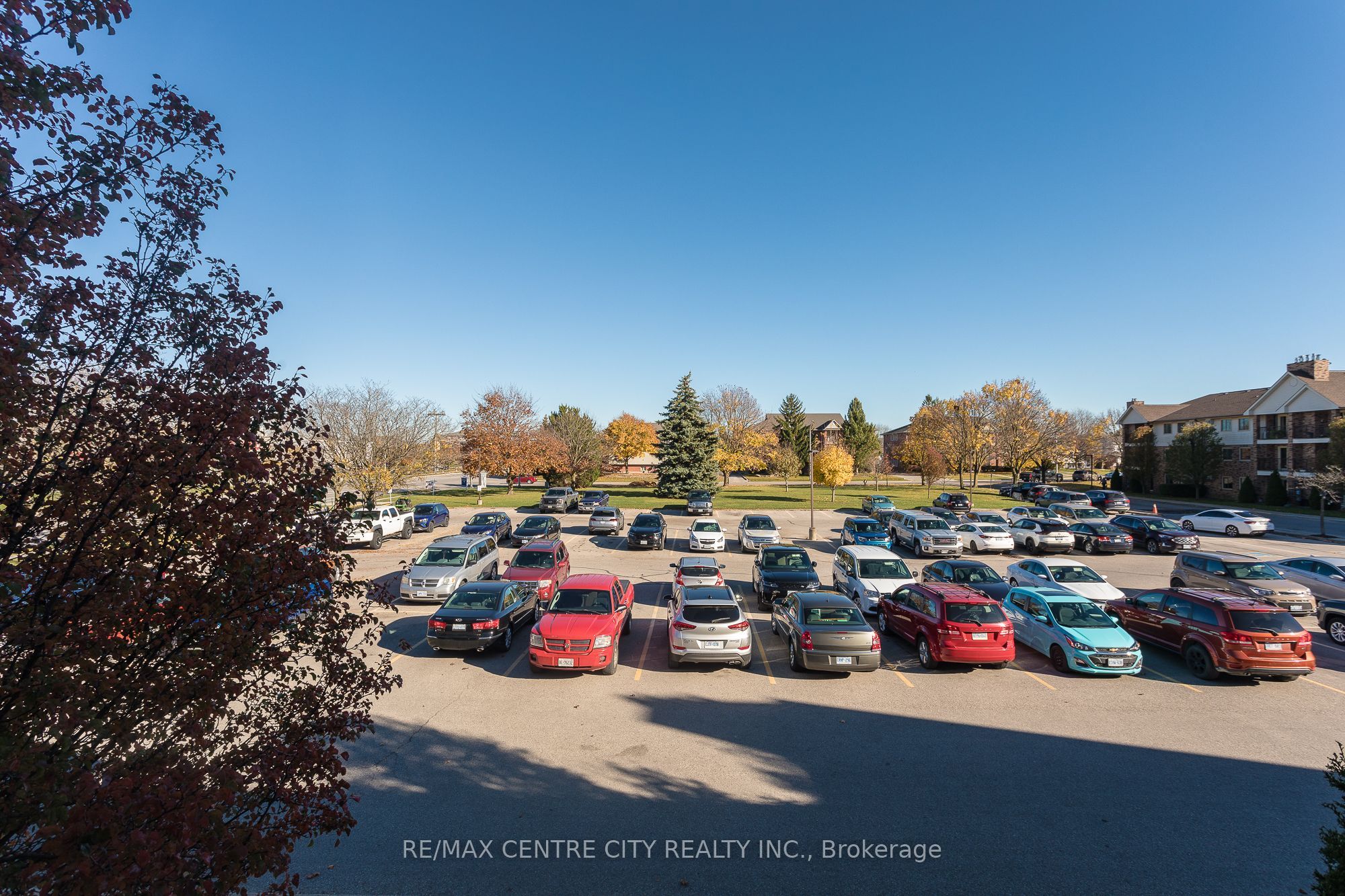 #209 - 440 Wellington Street Property Photo 20