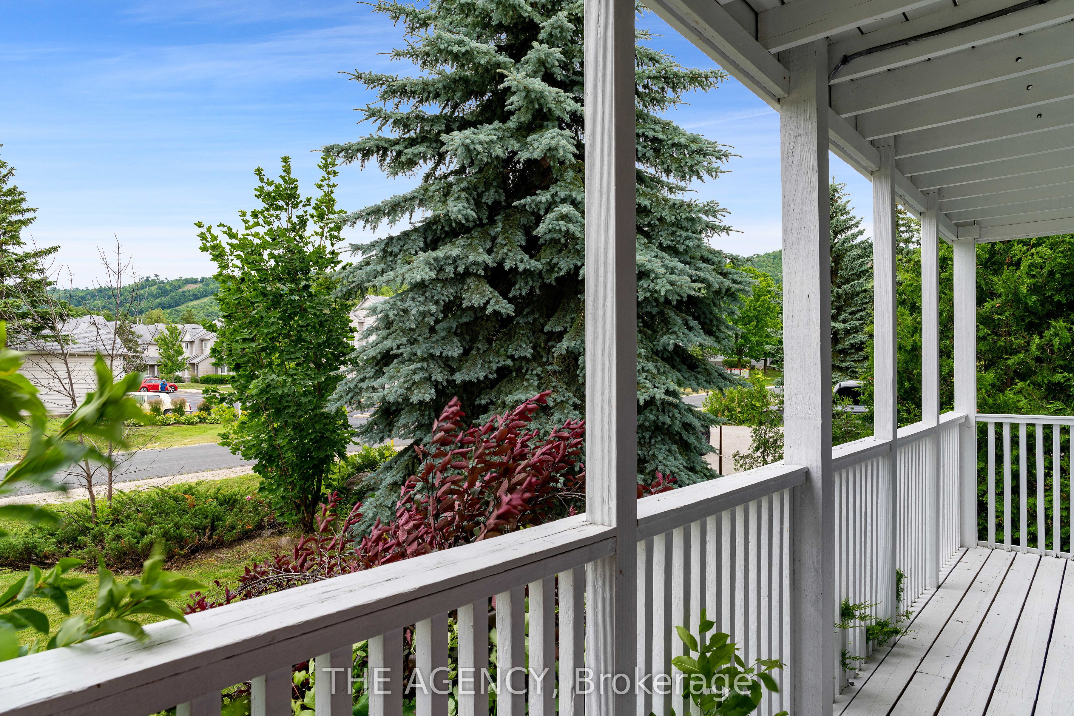 159 Settlers Way Property Photo 3