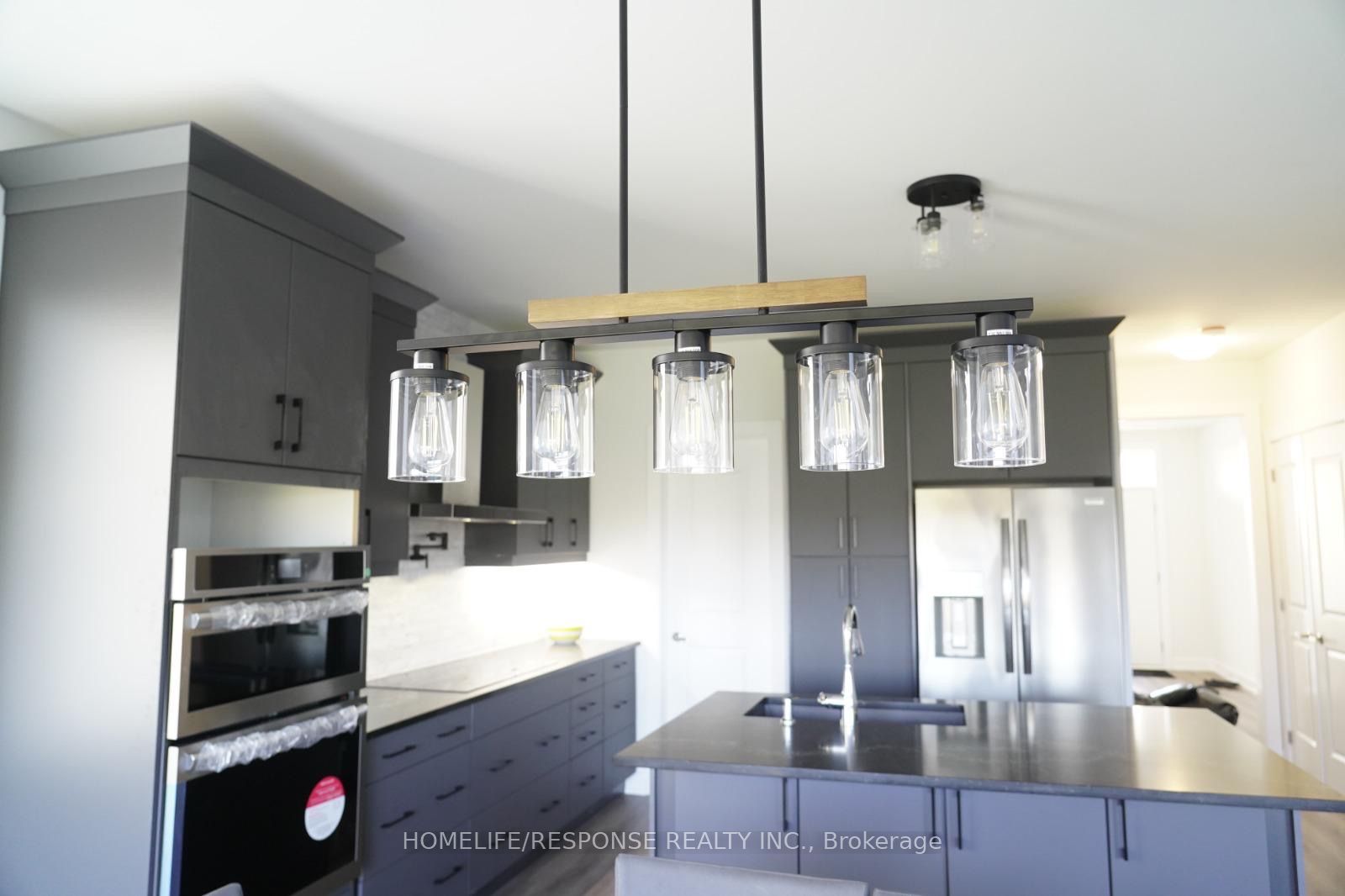 714 Daimler Parkway Property Photo 7