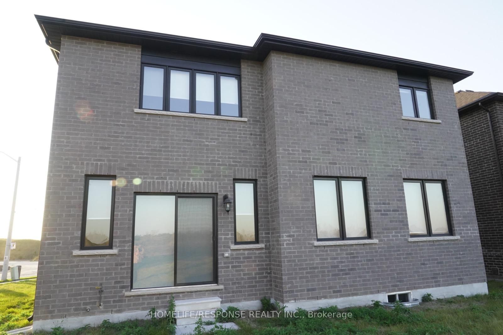 714 Daimler Parkway Property Photo 22
