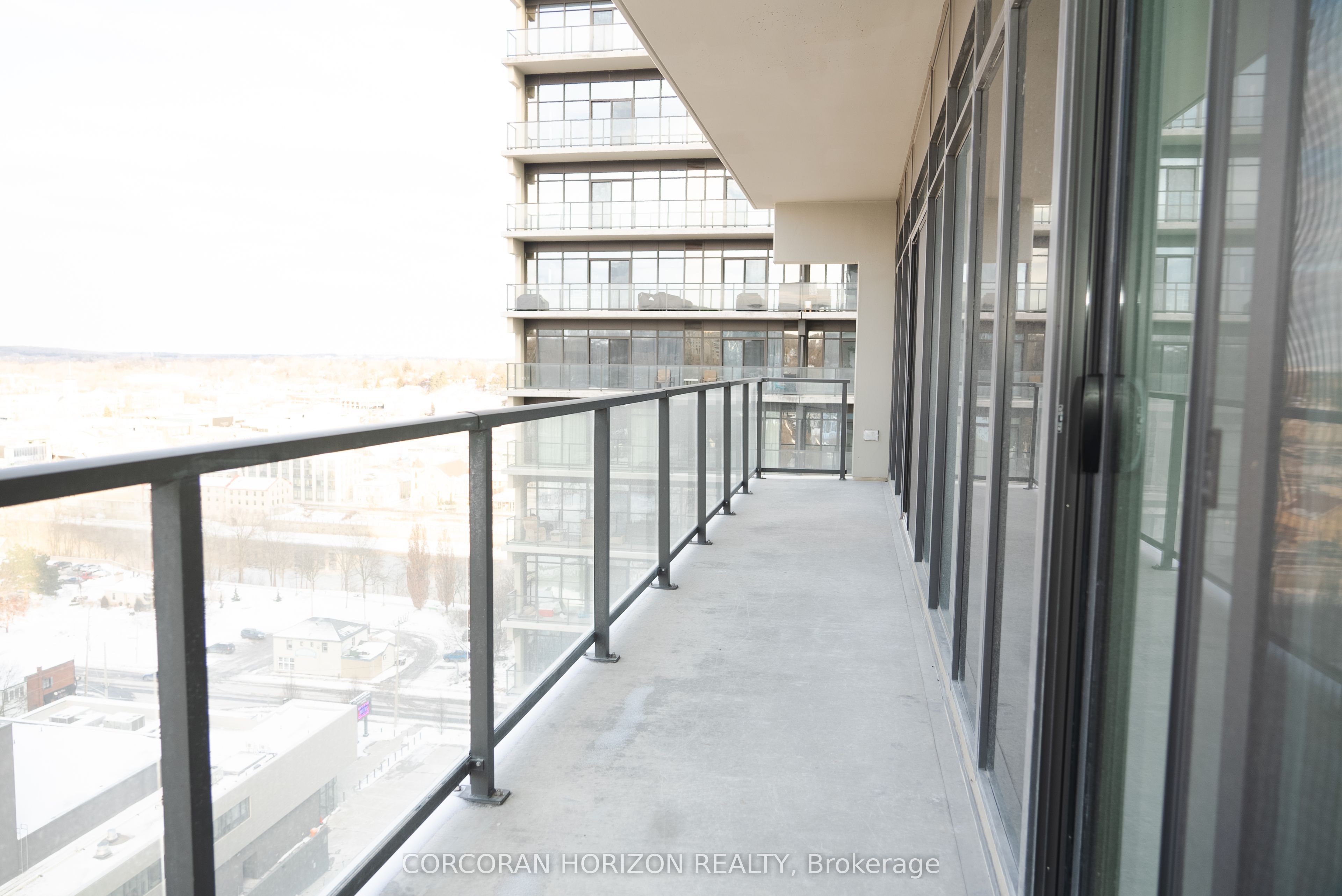 #1301 - 15 Glebe Street Property Photo 23