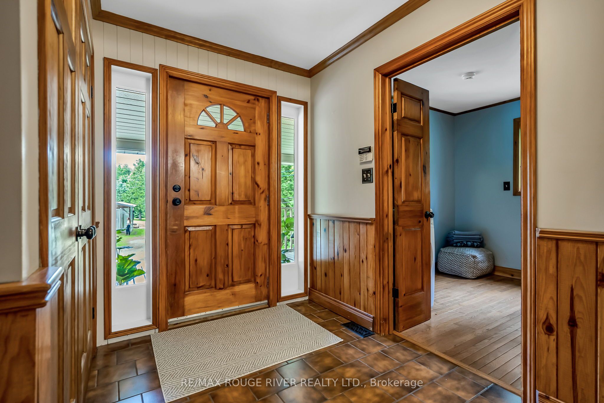 2853 13th Line Property Photo 10