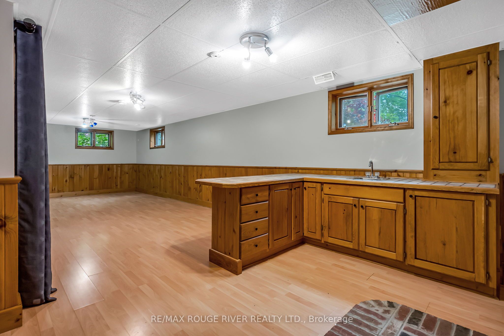 2853 13th Line Property Photo 27