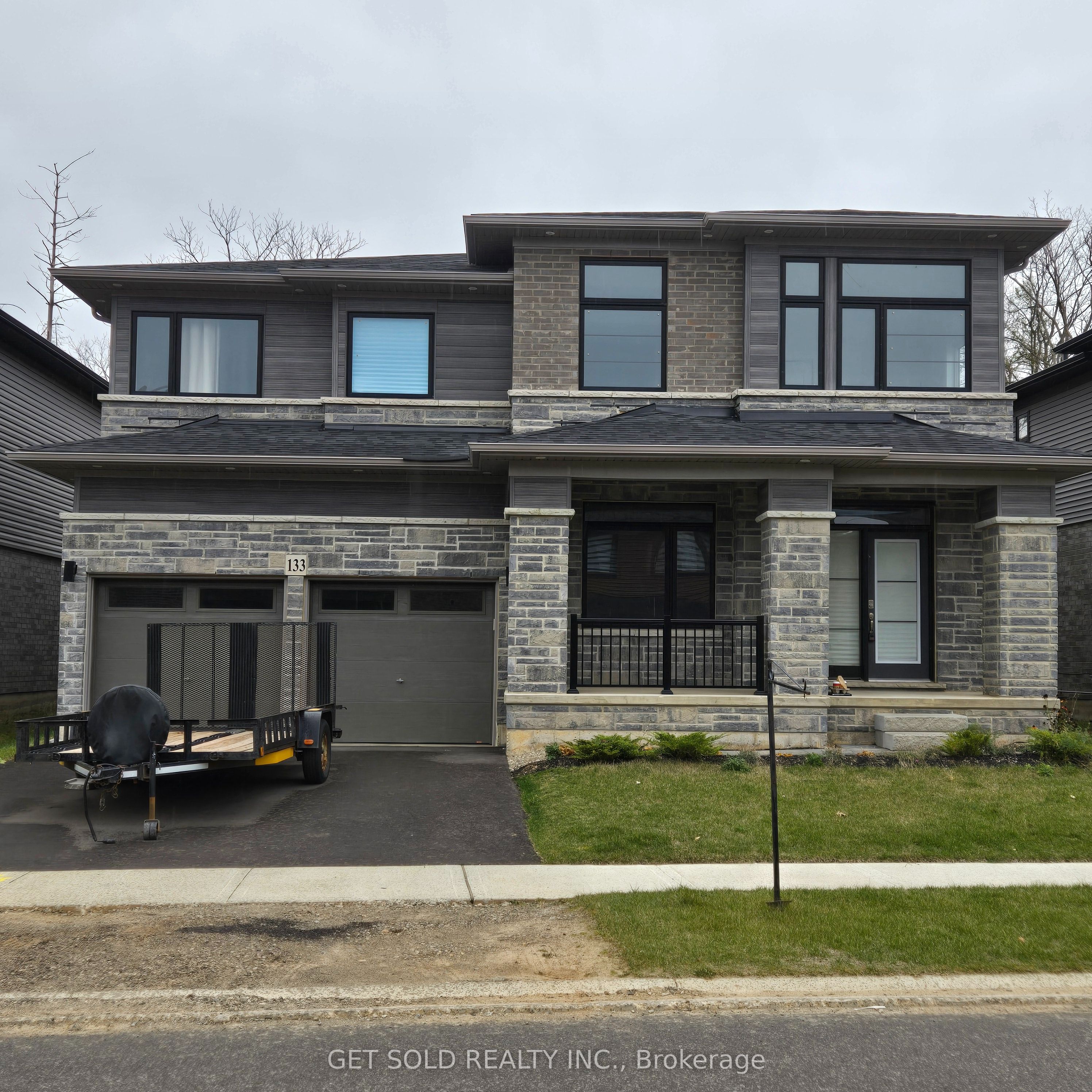 133 Court Drive Property Photo 1